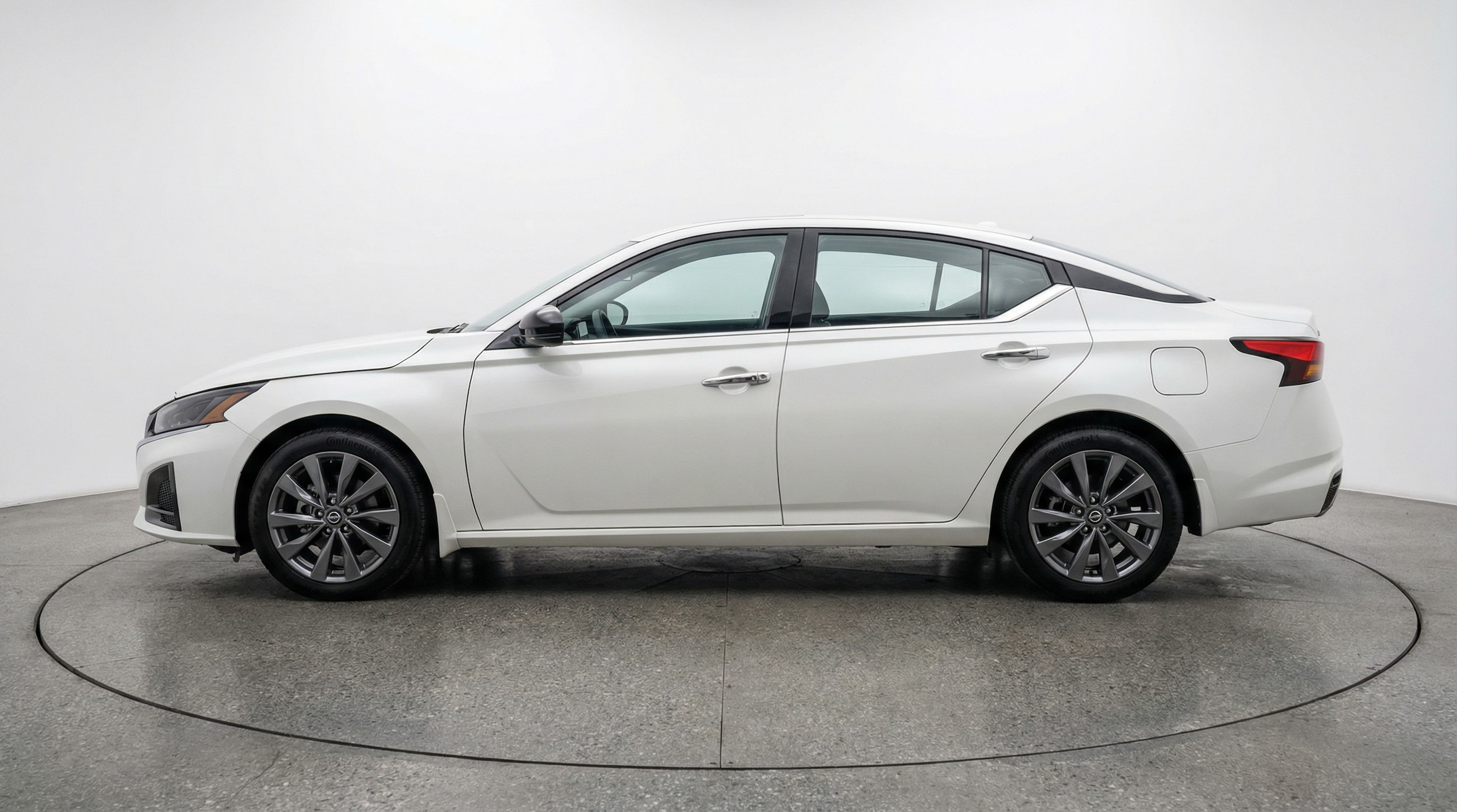 Thumbnail: 2025 Nissan Altima - 4