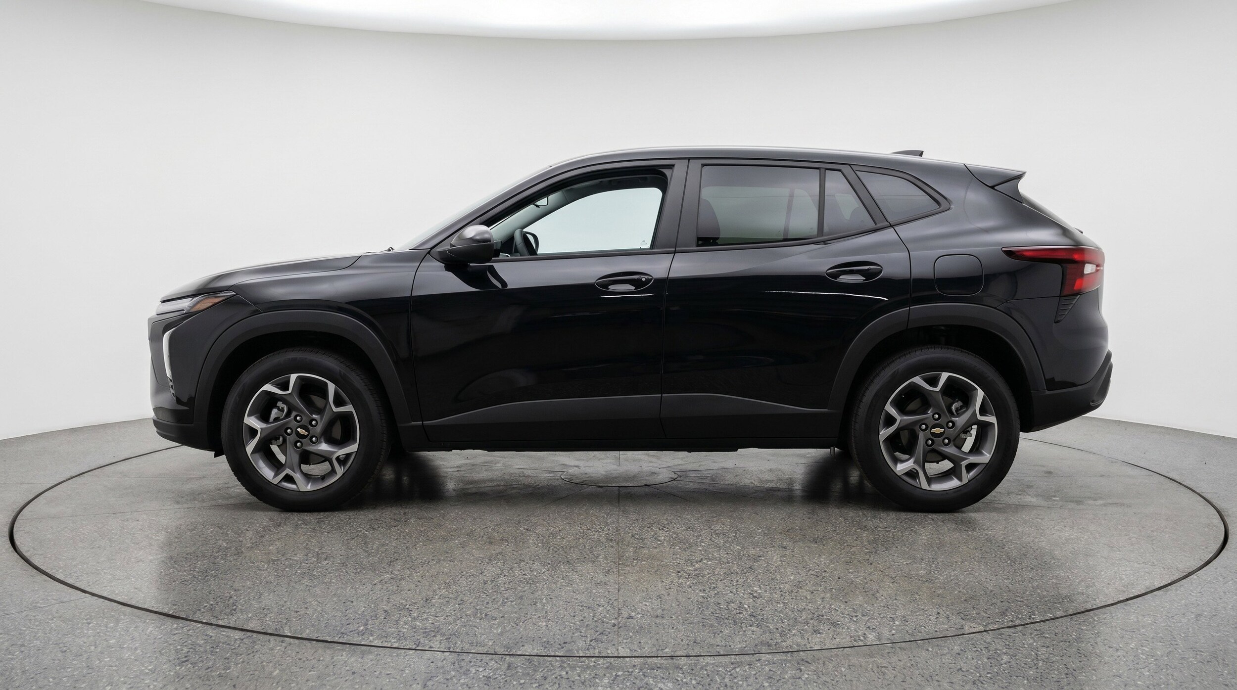 Thumbnail: 2025 Chevrolet Trax - 5
