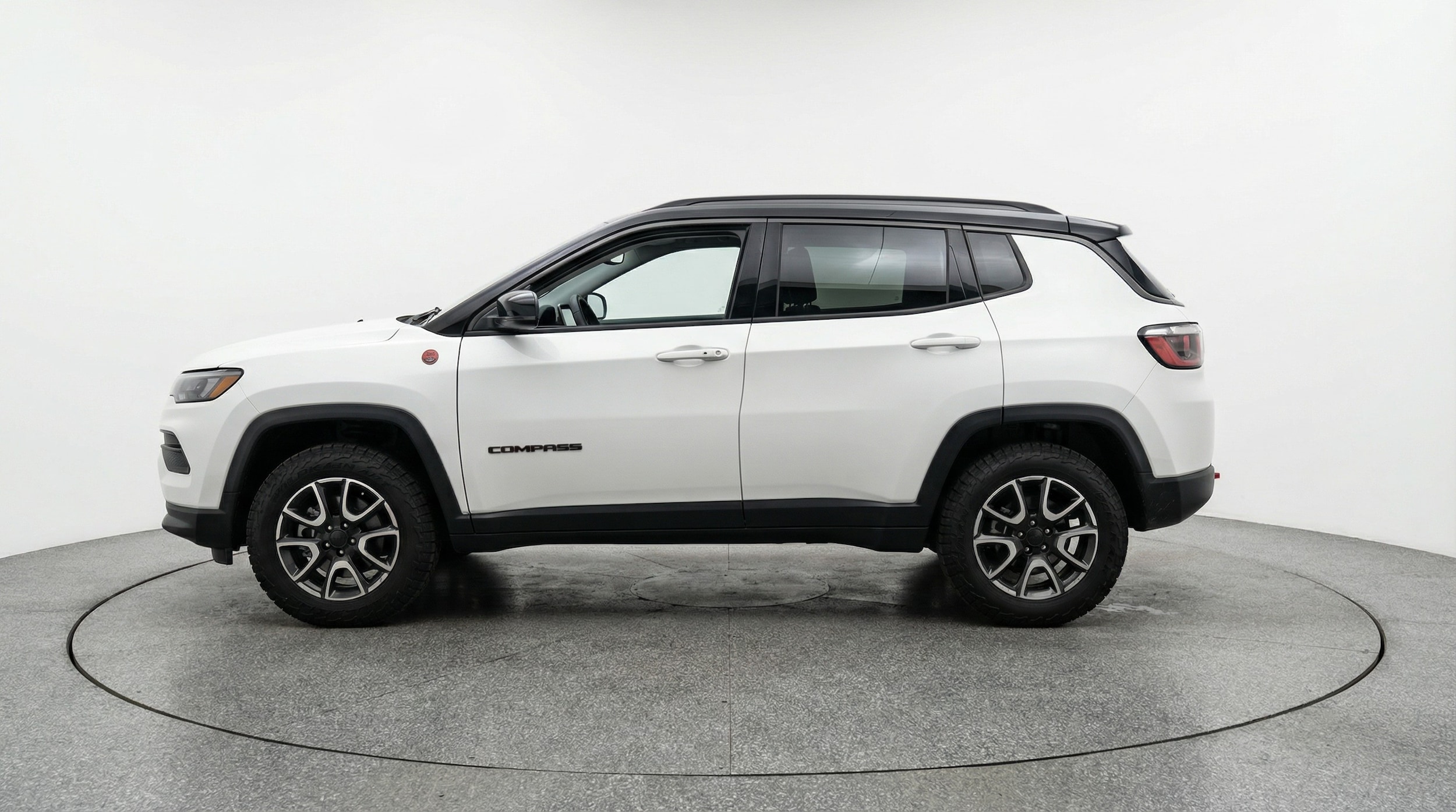 Thumbnail: 2025 Jeep Compass - 4