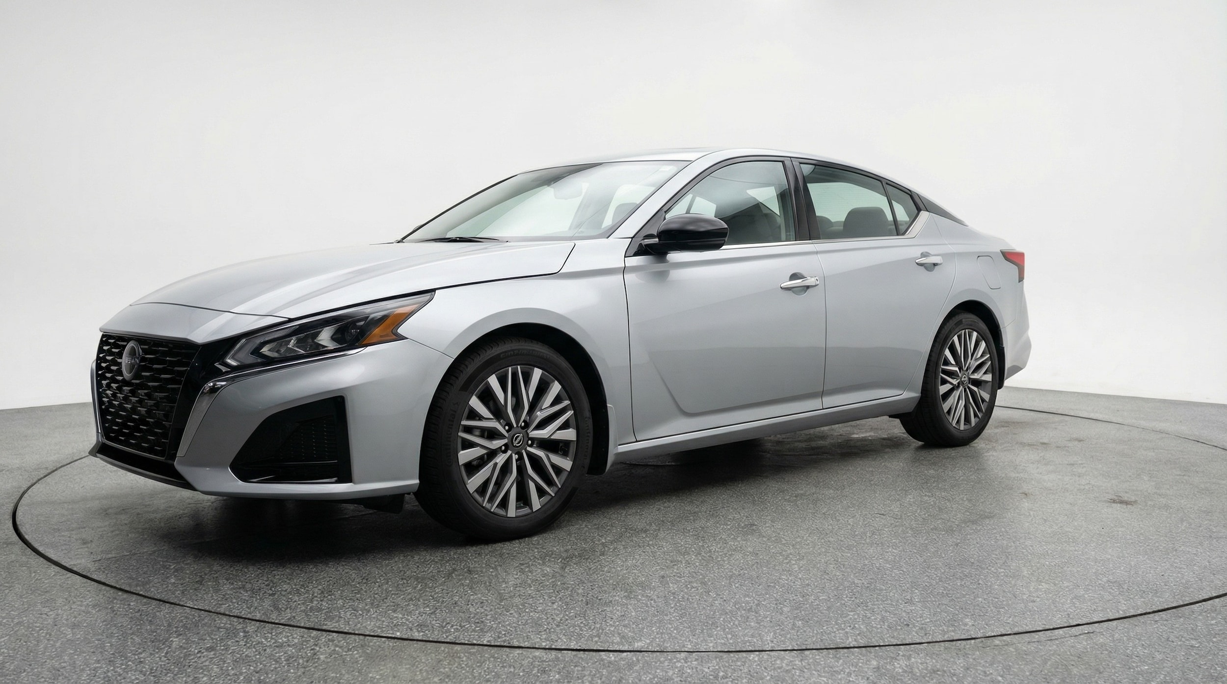 Thumbnail: 2025 Nissan Altima - 3