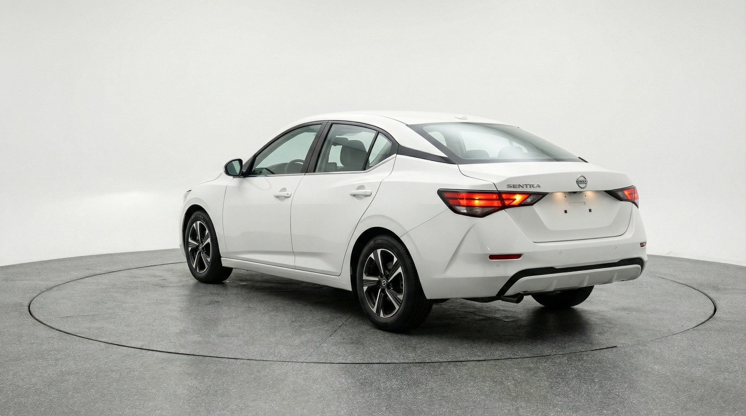 Thumbnail: 2025 Nissan Sentra - 5