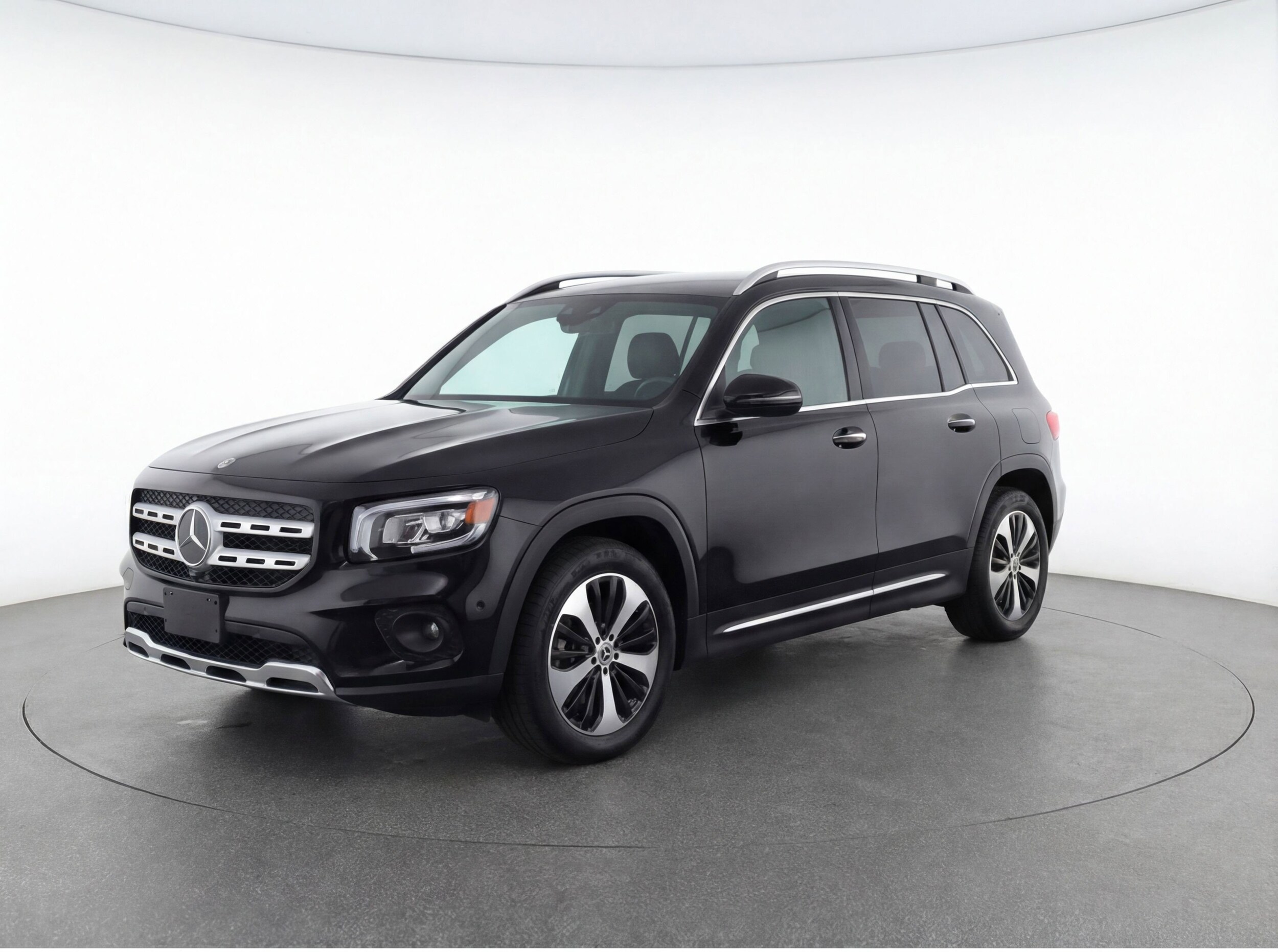 Thumbnail: 2025 Mercedes-Benz GLB - 3