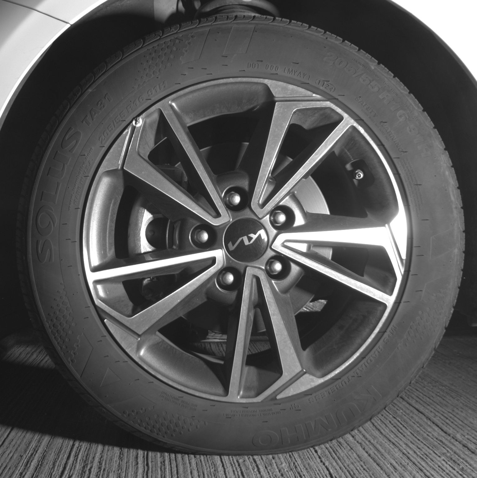 Thumbnail: 2024 Kia Forte - 9