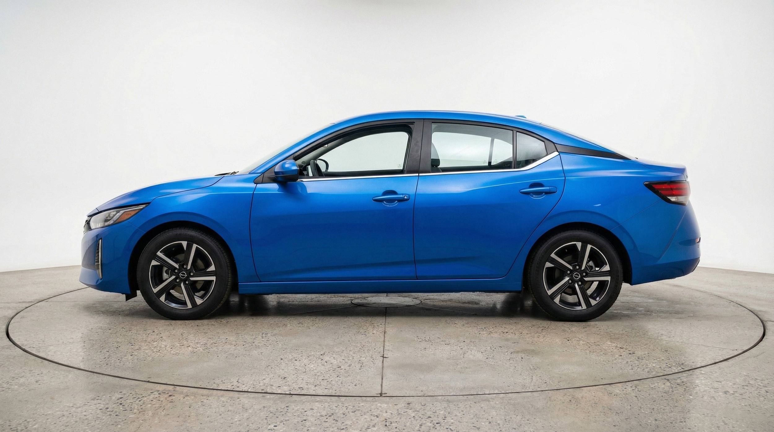 Thumbnail: 2025 Nissan Sentra - 5