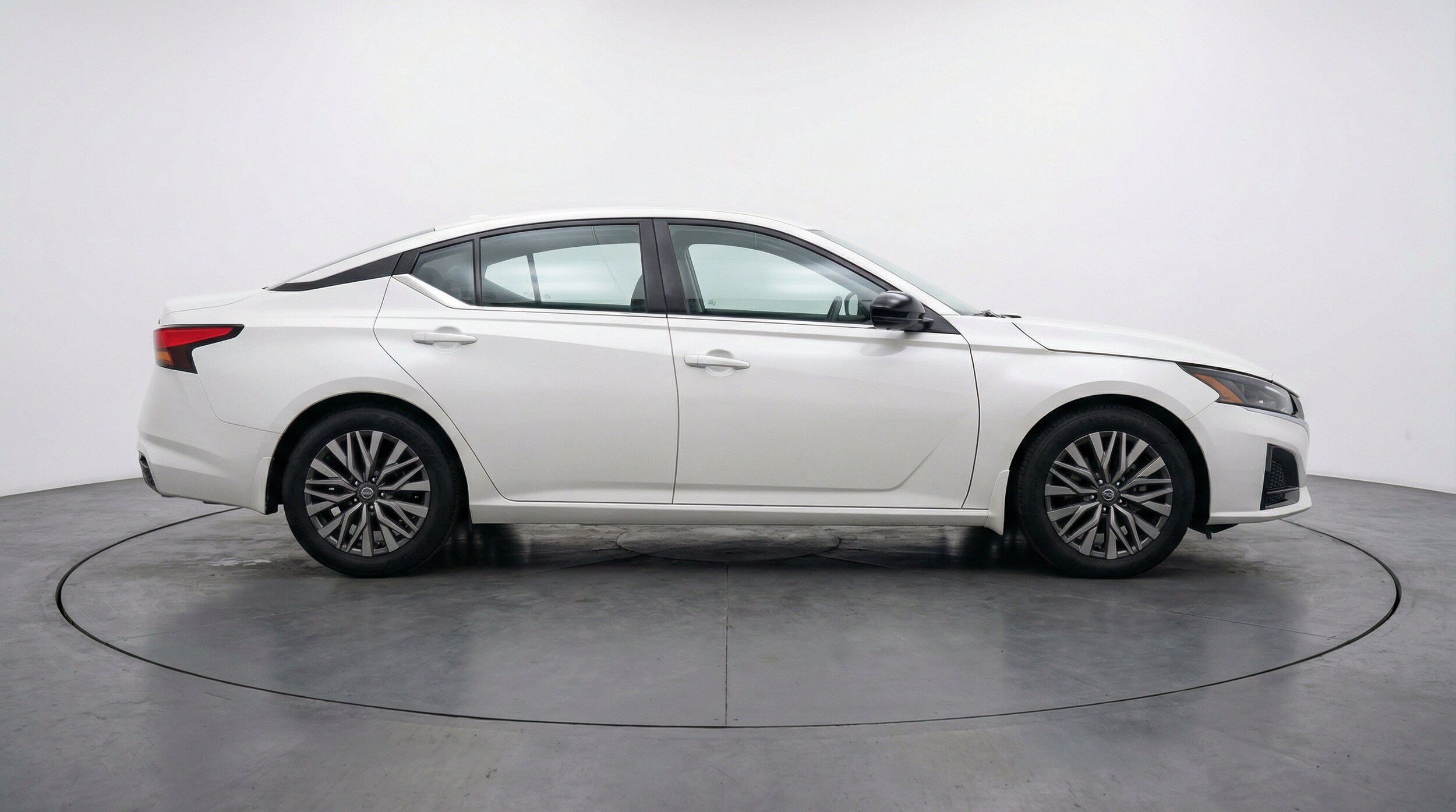Thumbnail: 2025 Nissan Altima - 11