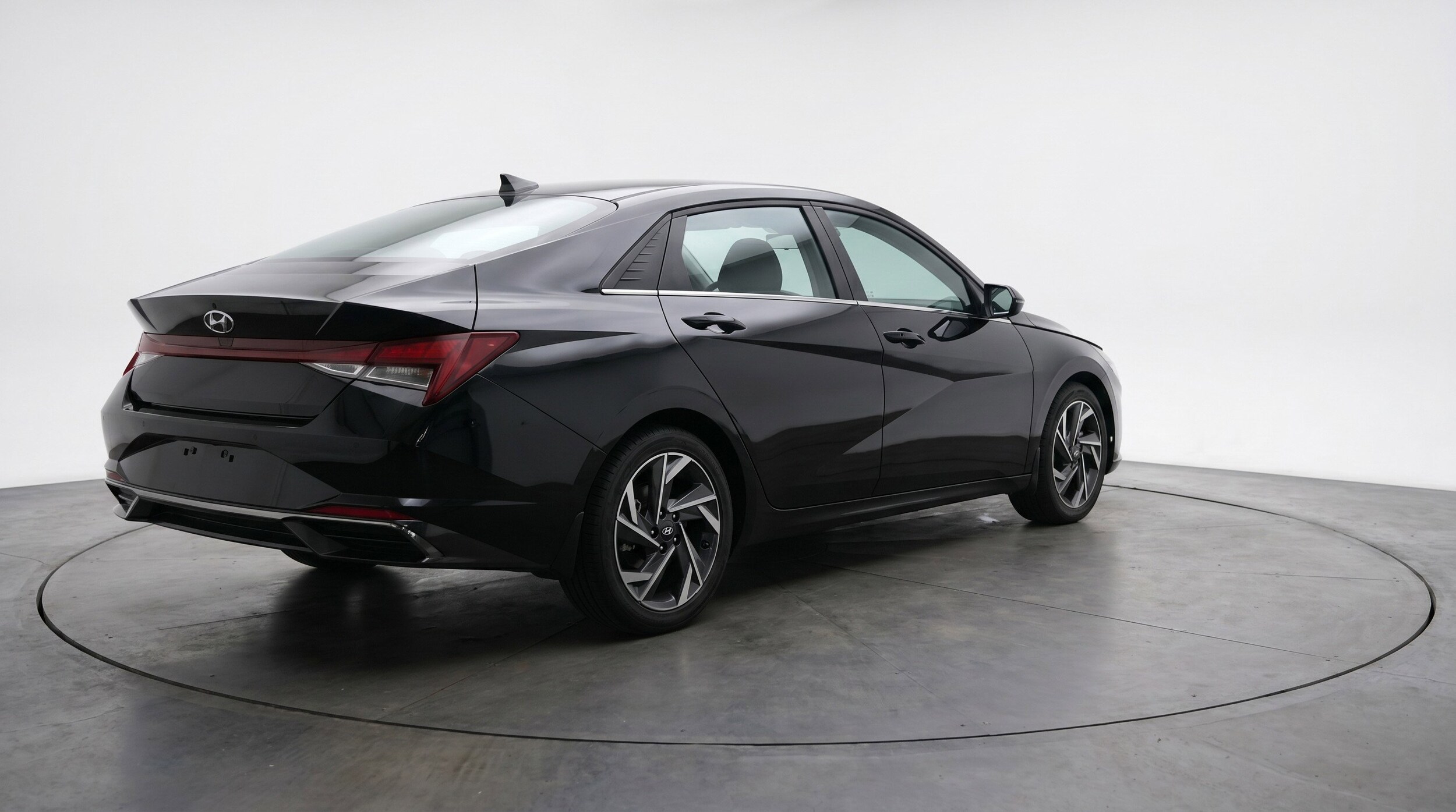 Thumbnail: 2025 Hyundai Elantra - 9