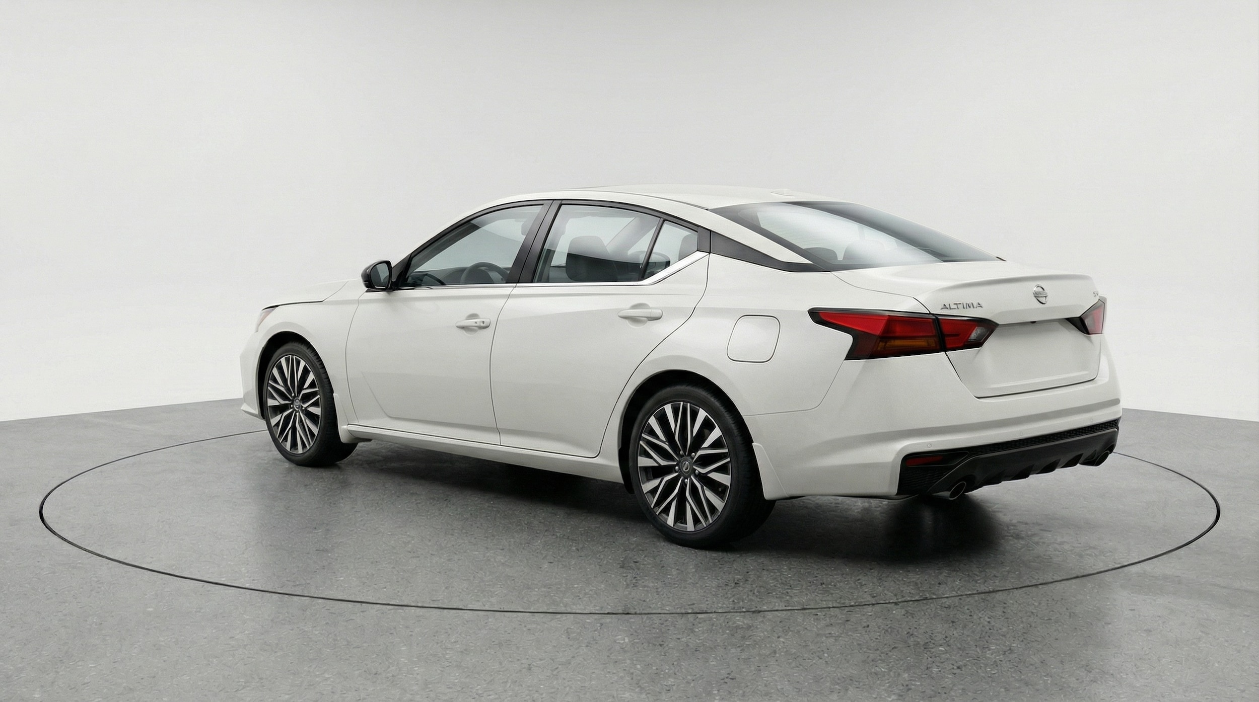 Thumbnail: 2025 Nissan Altima - 5