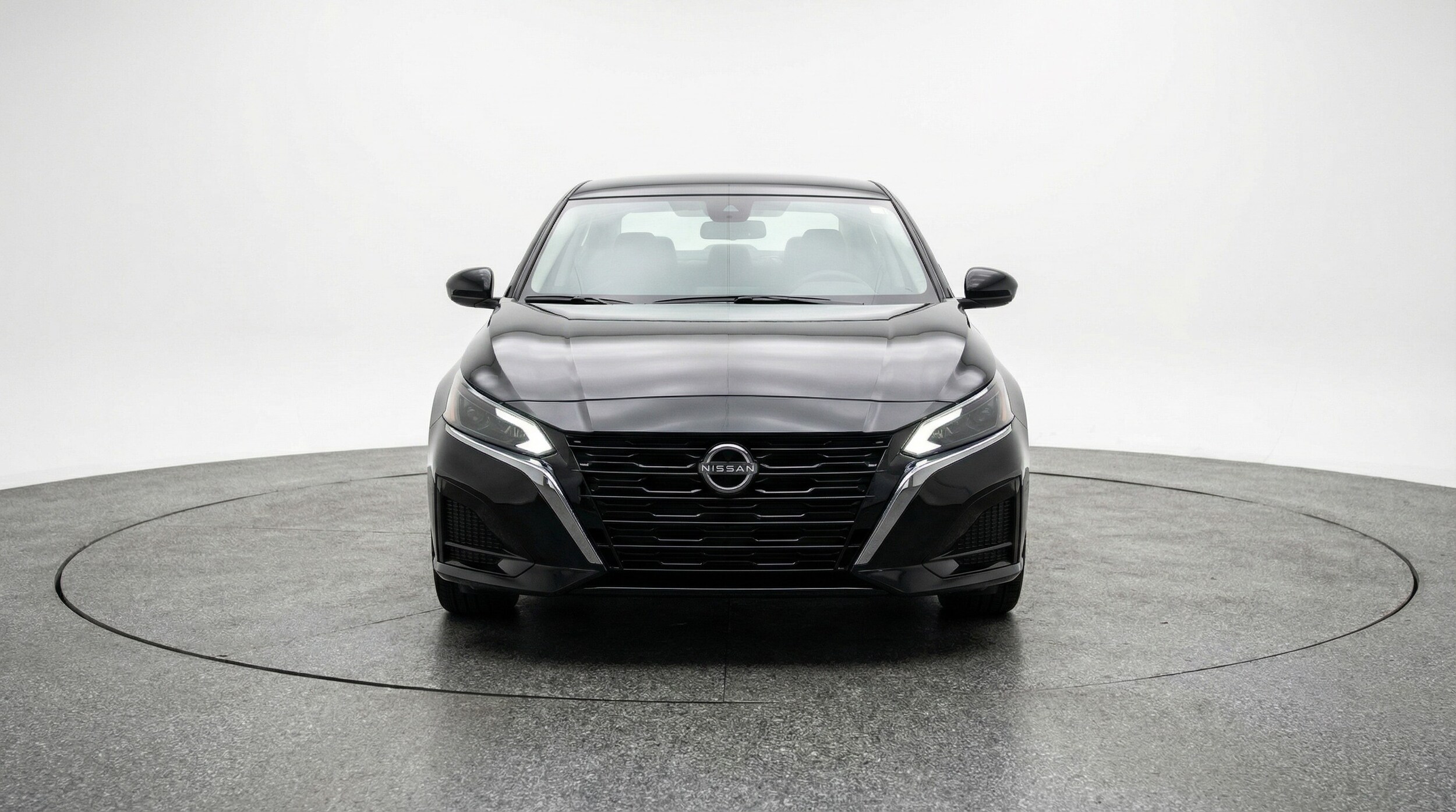 Thumbnail: 2025 Nissan Altima - 2