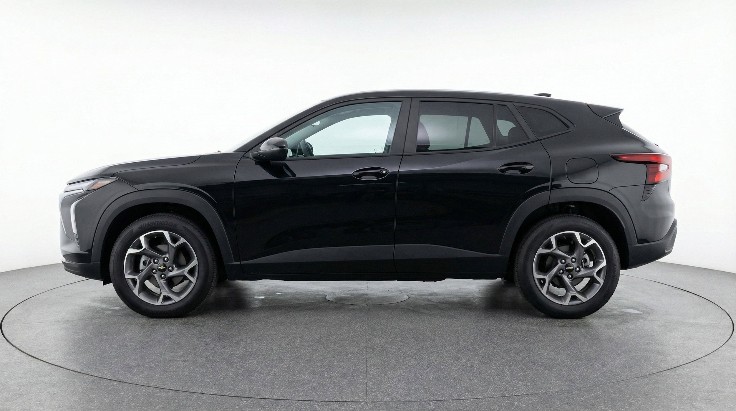 Thumbnail: 2025 Chevrolet Trax - 5