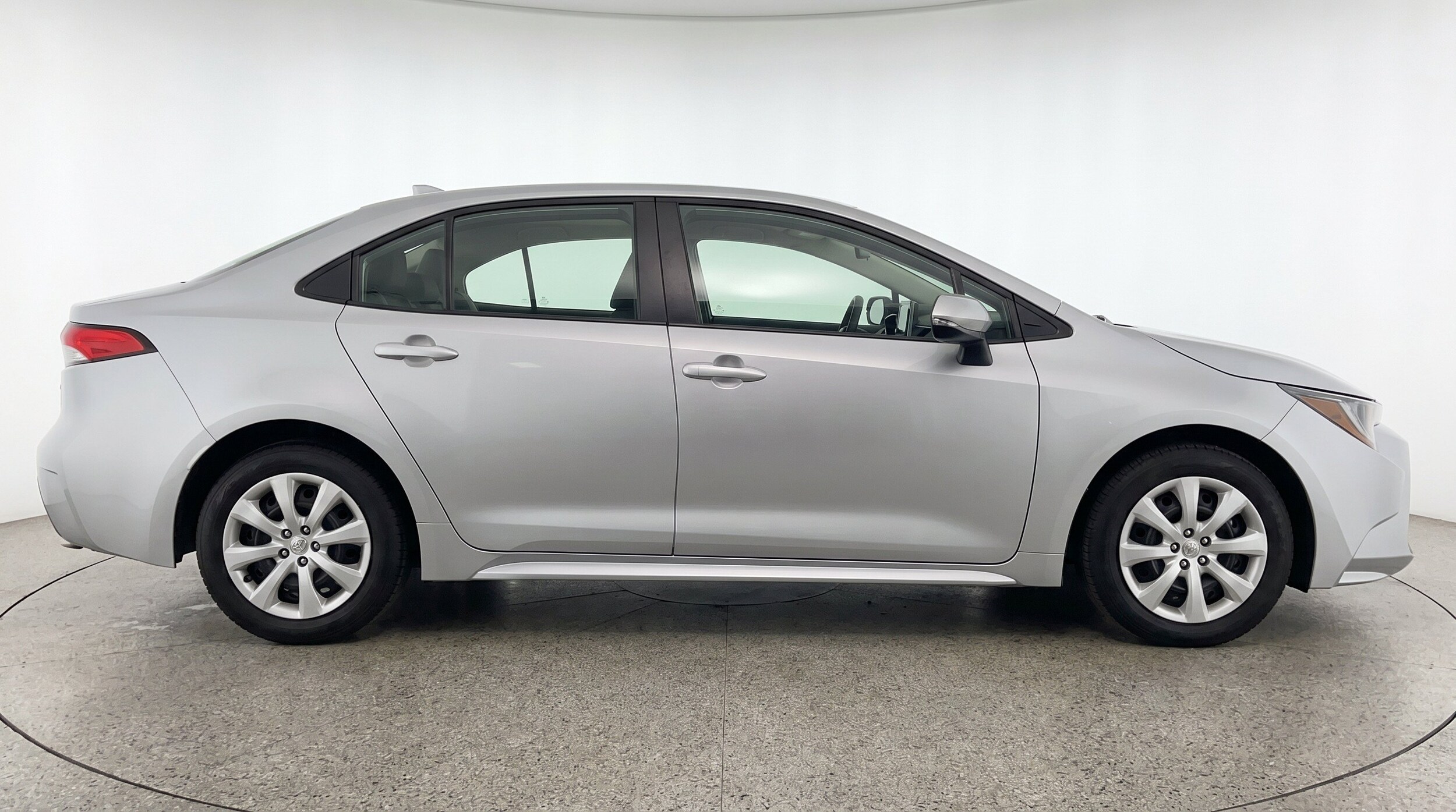 Thumbnail: 2025 Toyota Corolla - 11