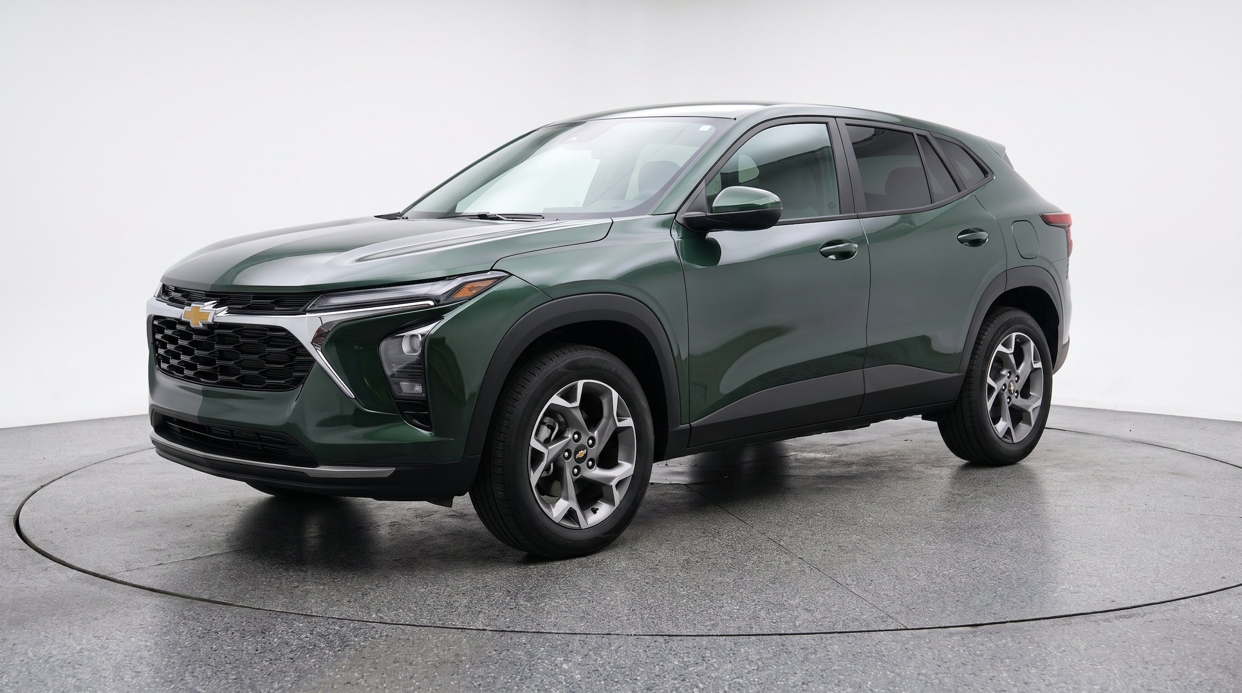 Thumbnail: 2025 Chevrolet Trax - 3