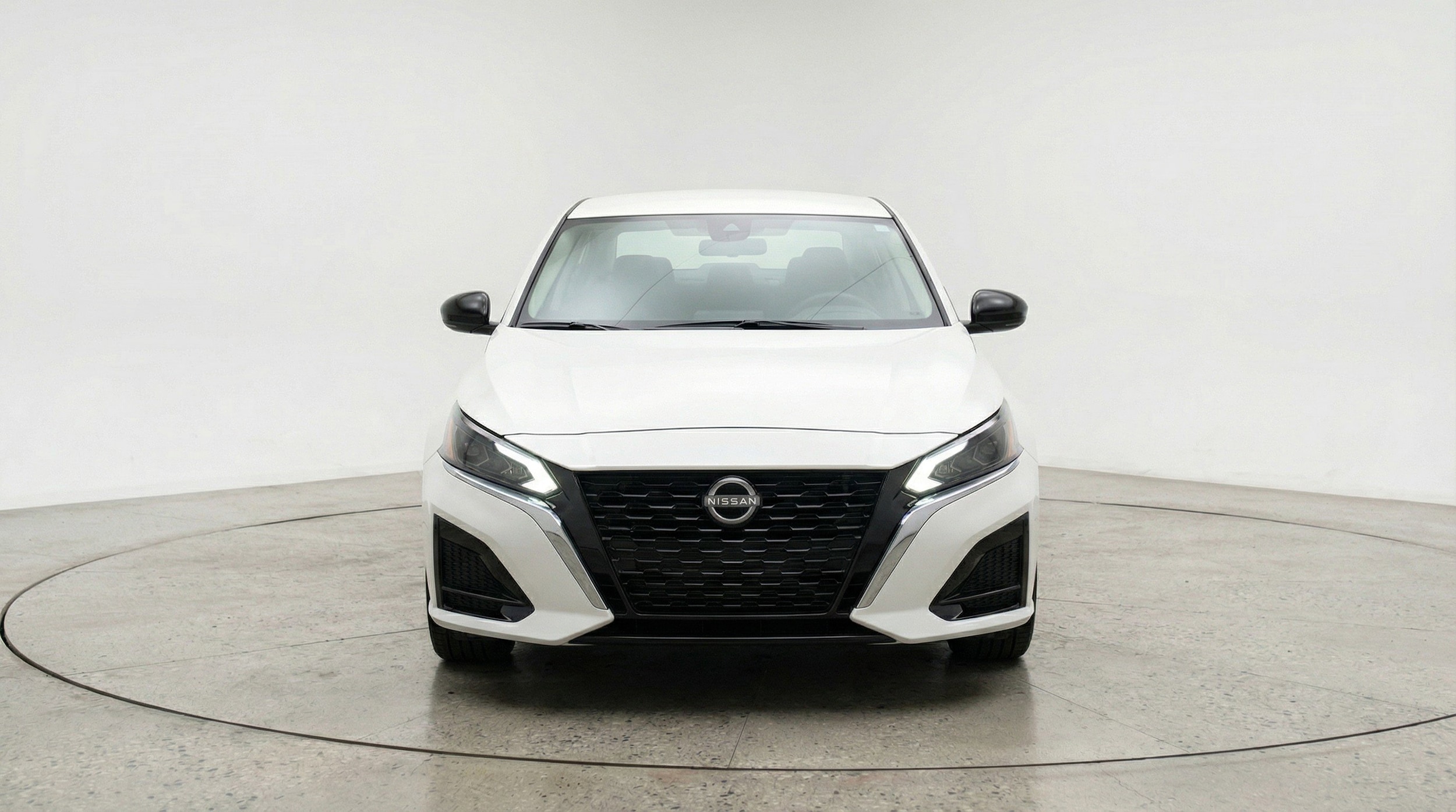 Thumbnail: 2025 Nissan Altima - 2