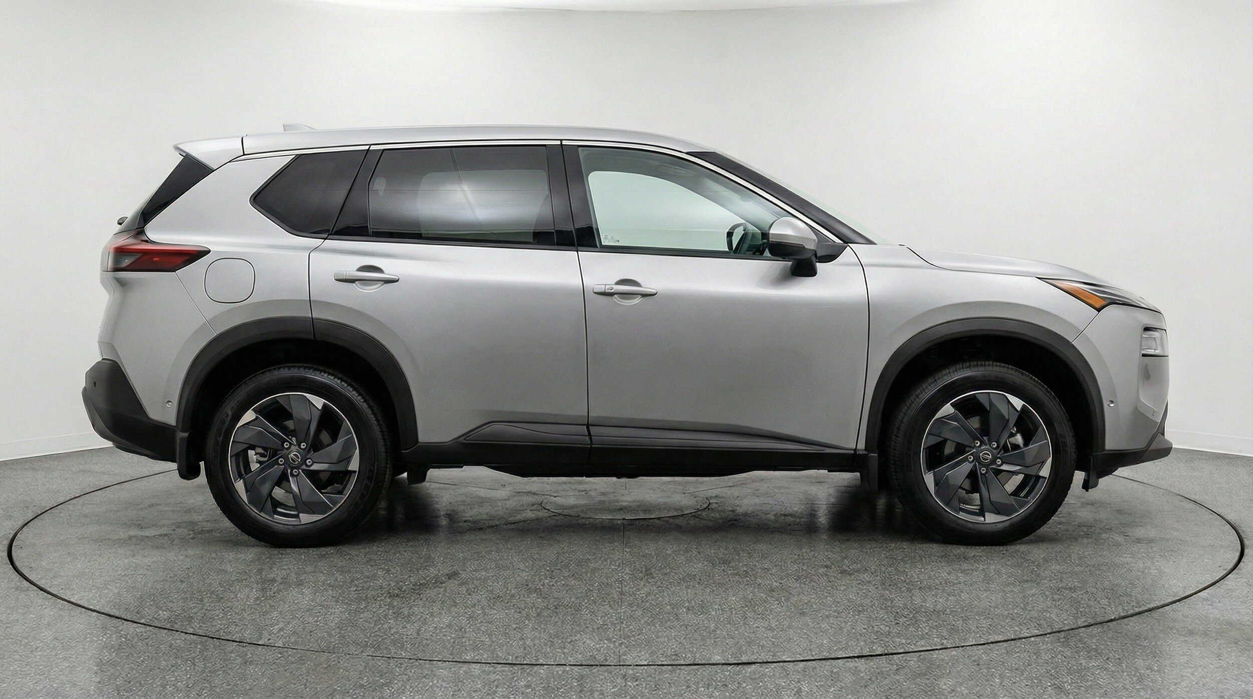 Thumbnail: 2025 Nissan Rogue - 11