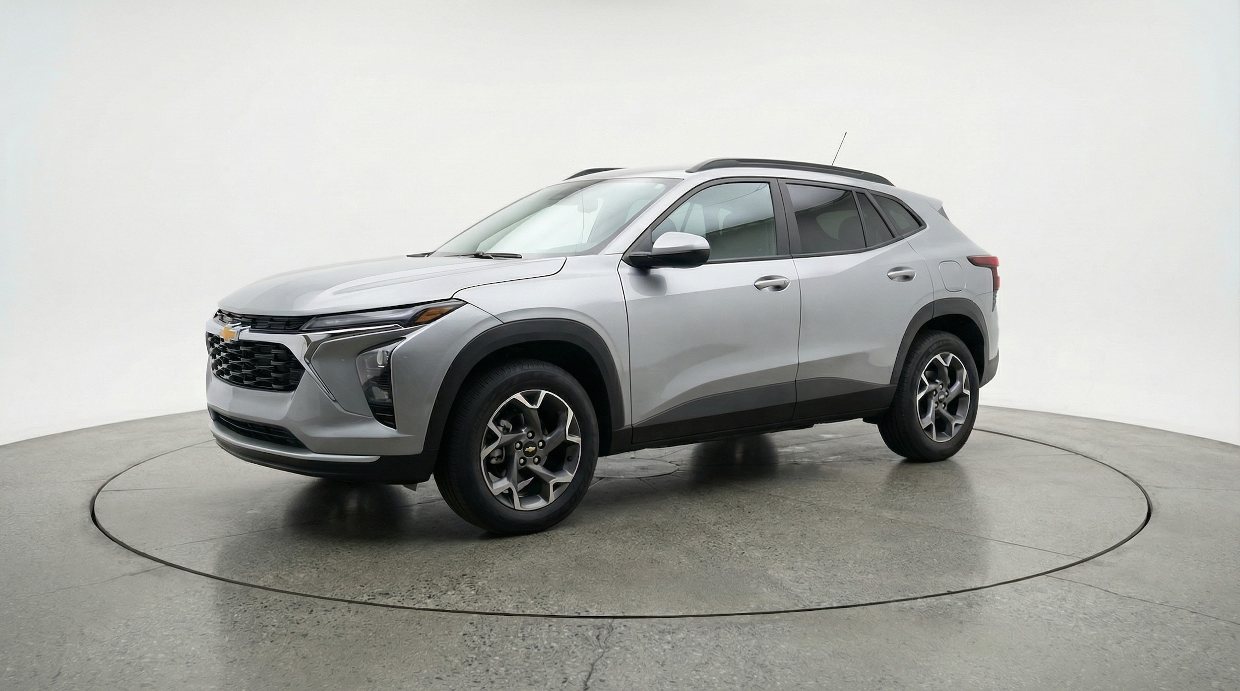 Thumbnail: 2025 Chevrolet Trax - 3