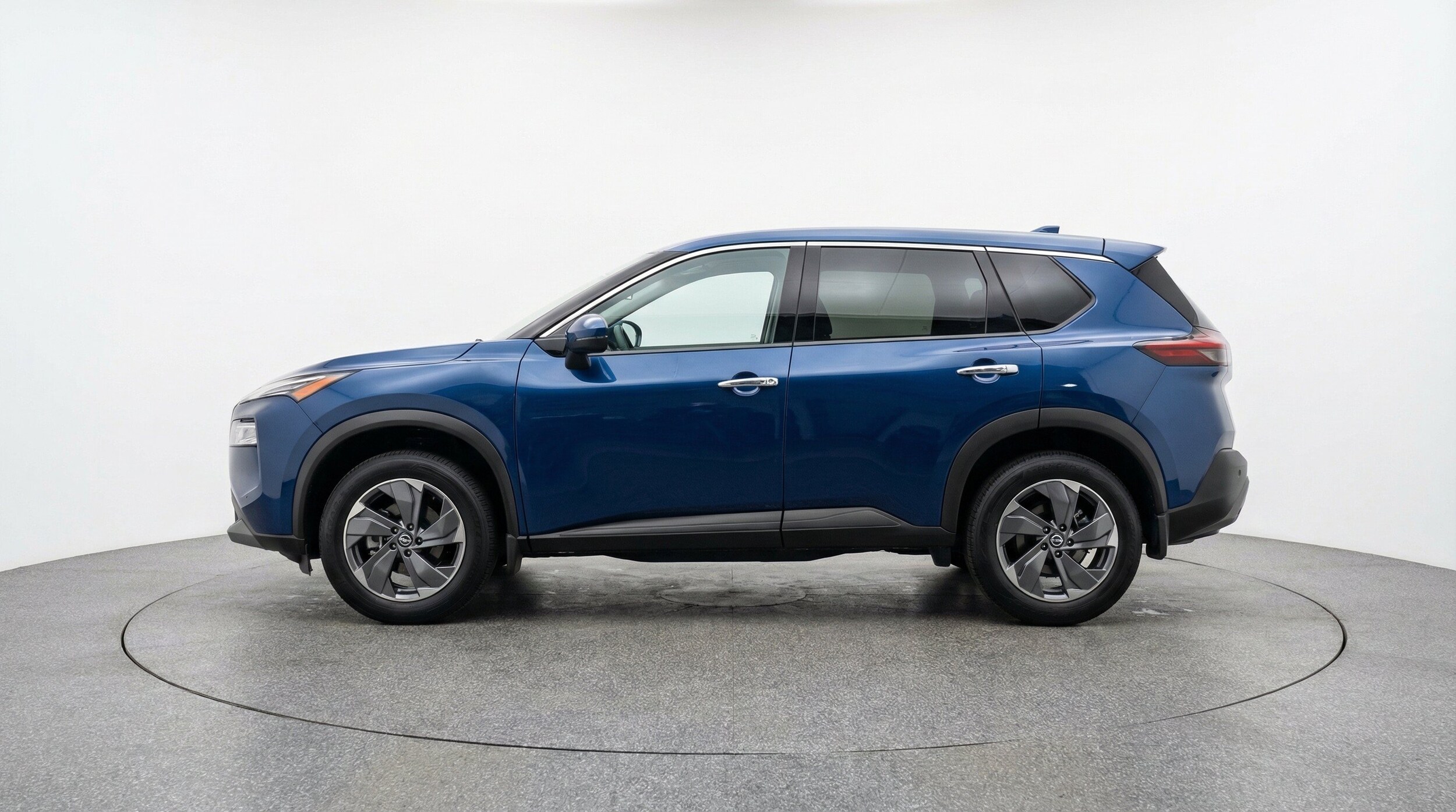 Thumbnail: 2025 Nissan Rogue - 5