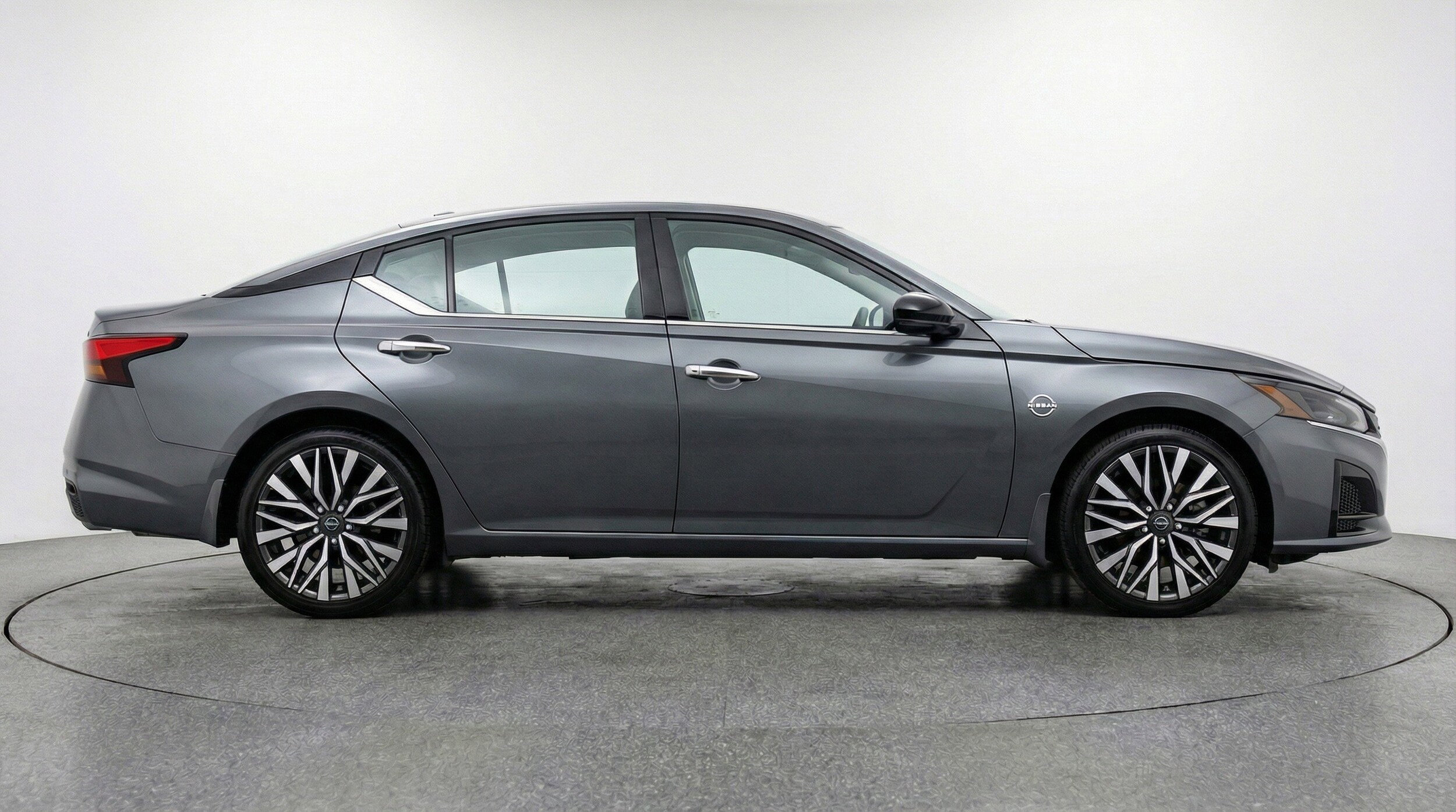 Thumbnail: 2025 Nissan Altima - 11