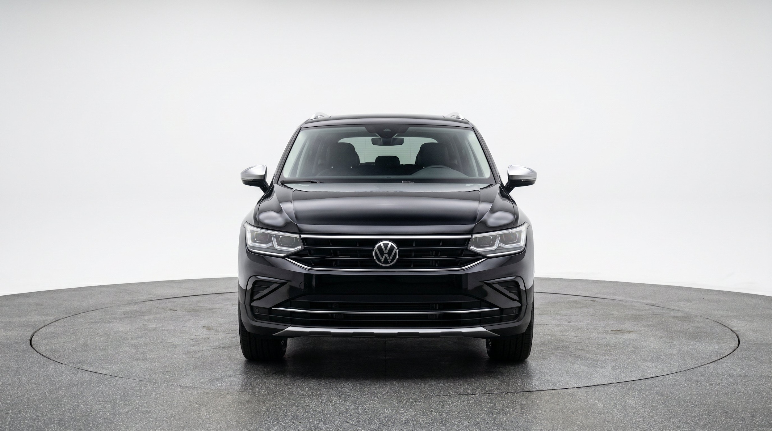 Thumbnail: 2026 Volkswagen Tiguan - 2