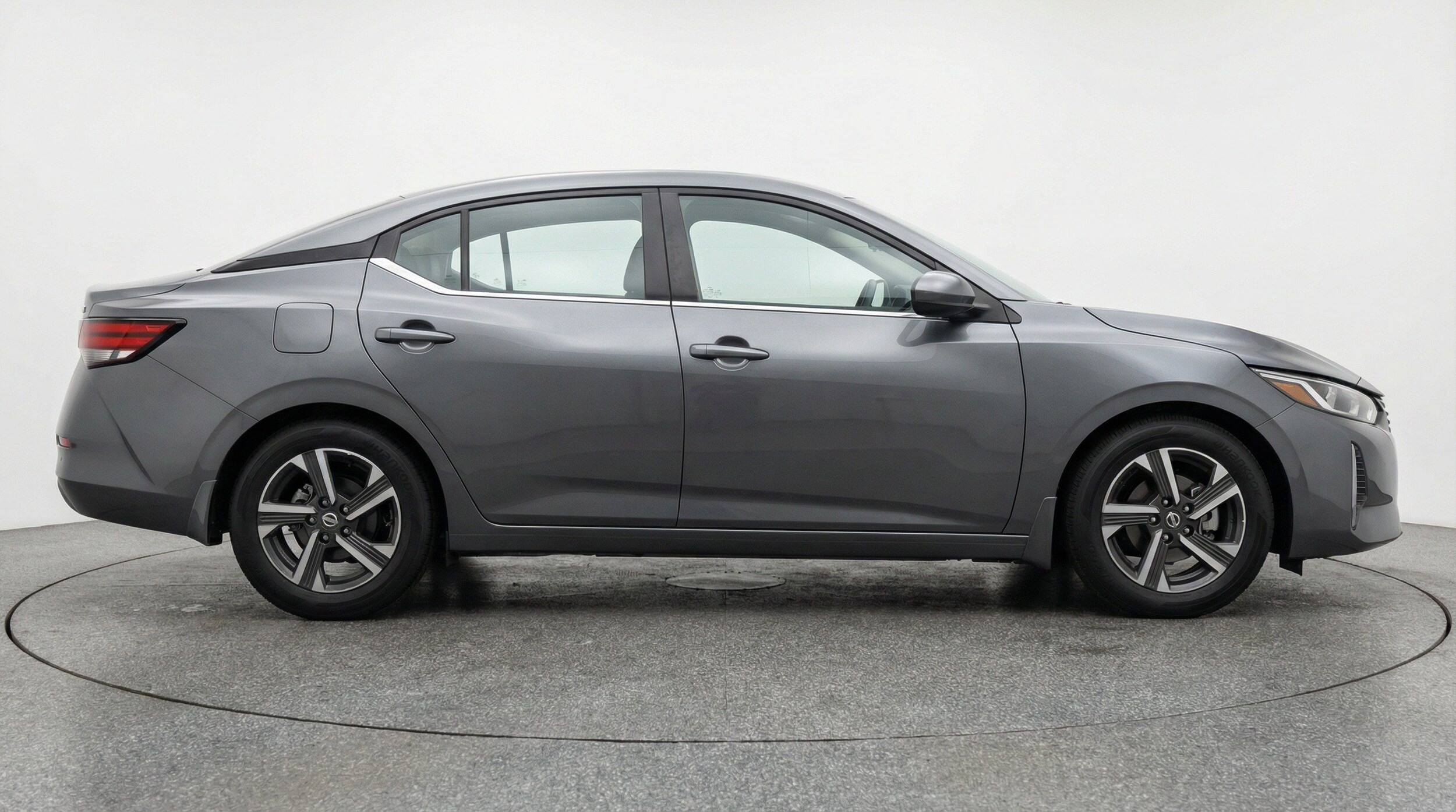 Thumbnail: 2025 Nissan Sentra - 11