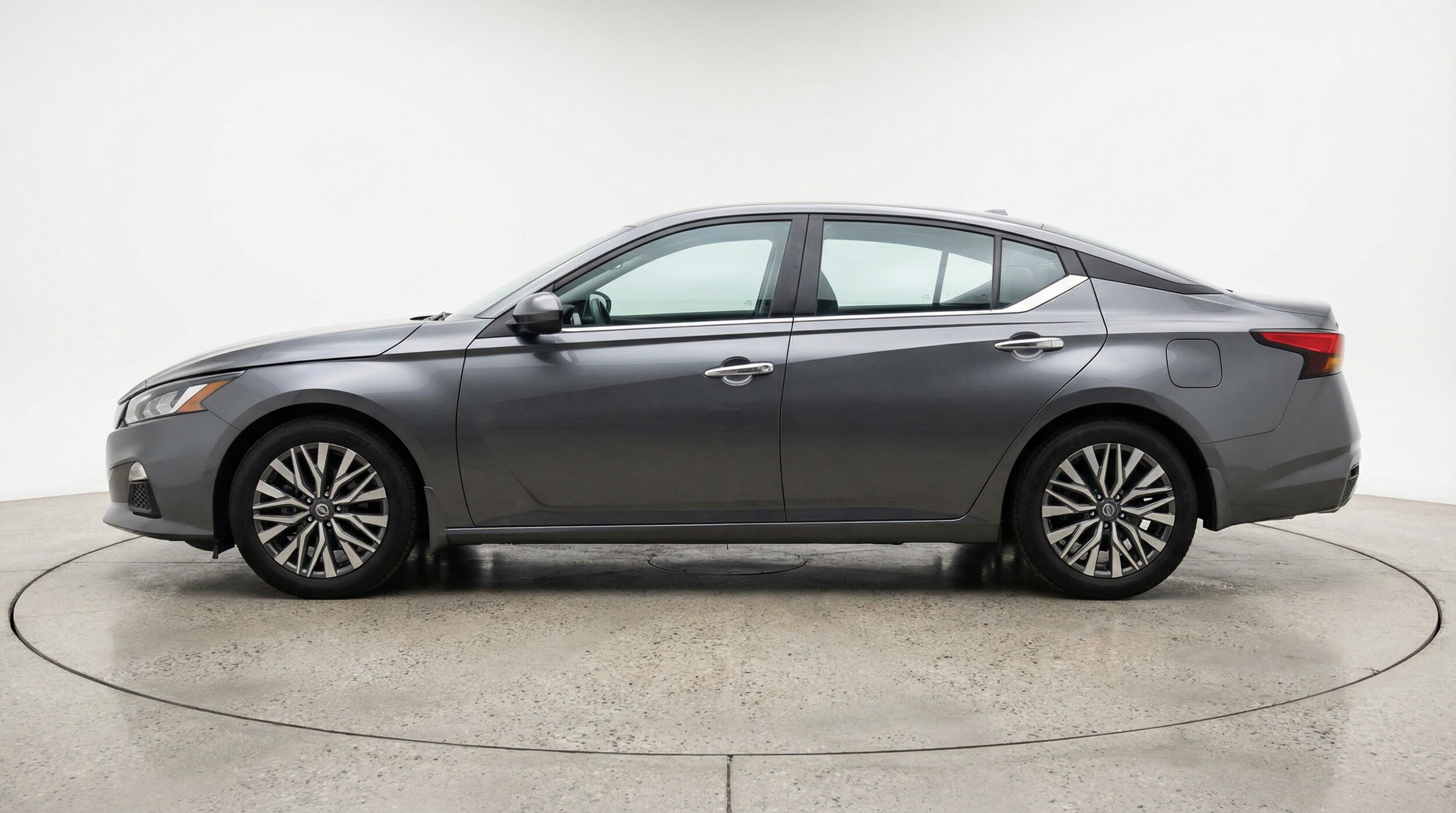 Thumbnail: 2025 Nissan Altima - 4