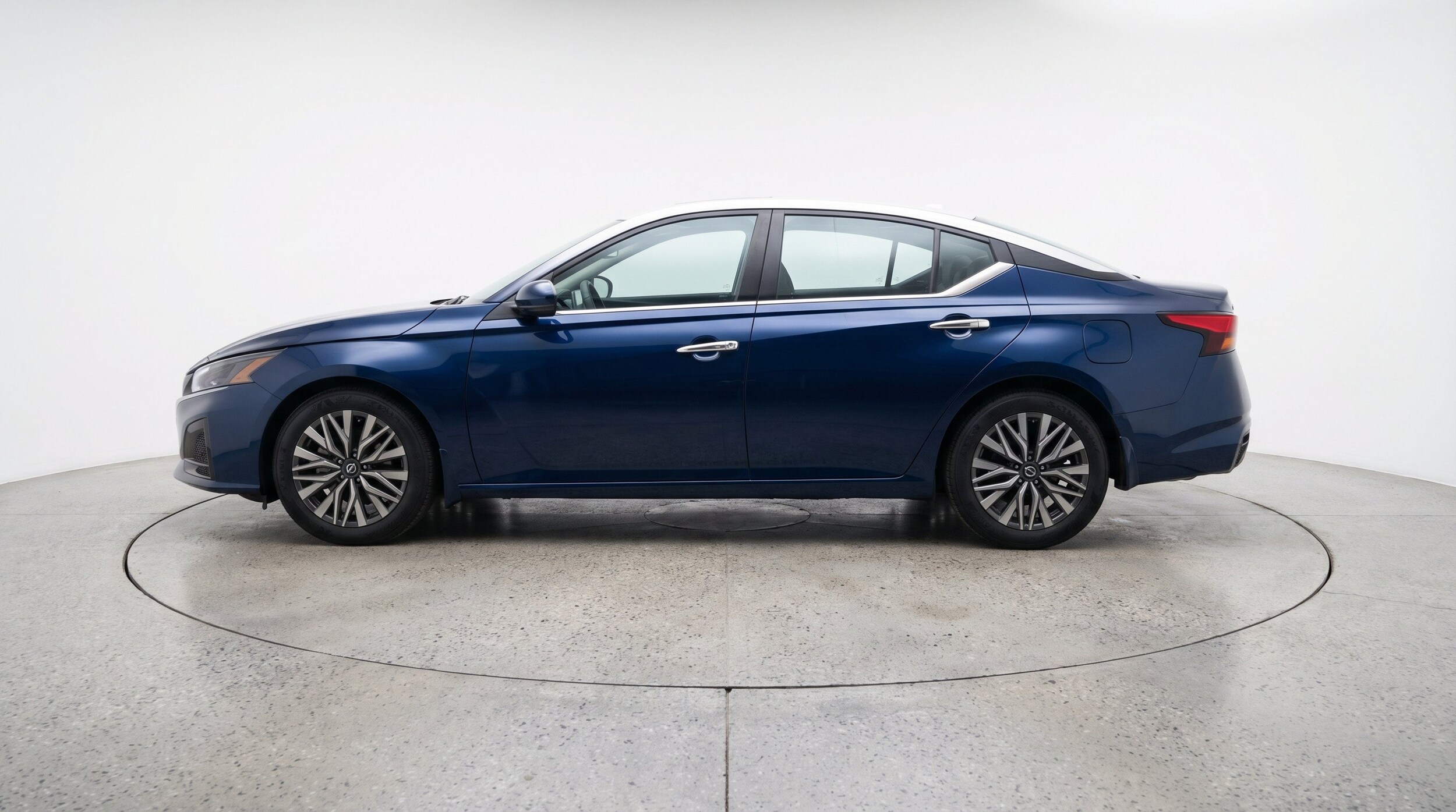 Thumbnail: 2026 Nissan Altima - 5