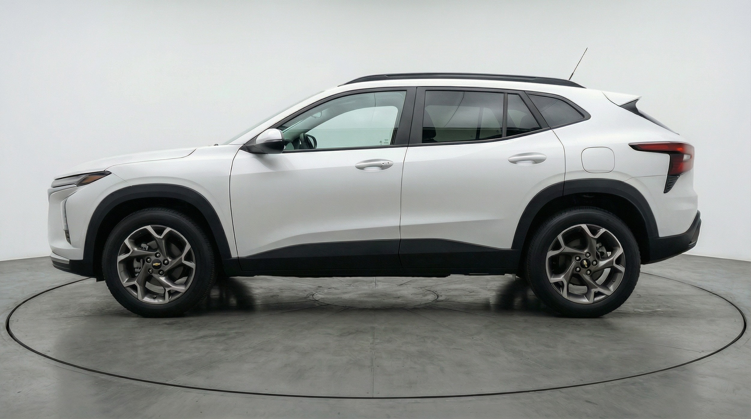 Thumbnail: 2025 Chevrolet Trax - 4