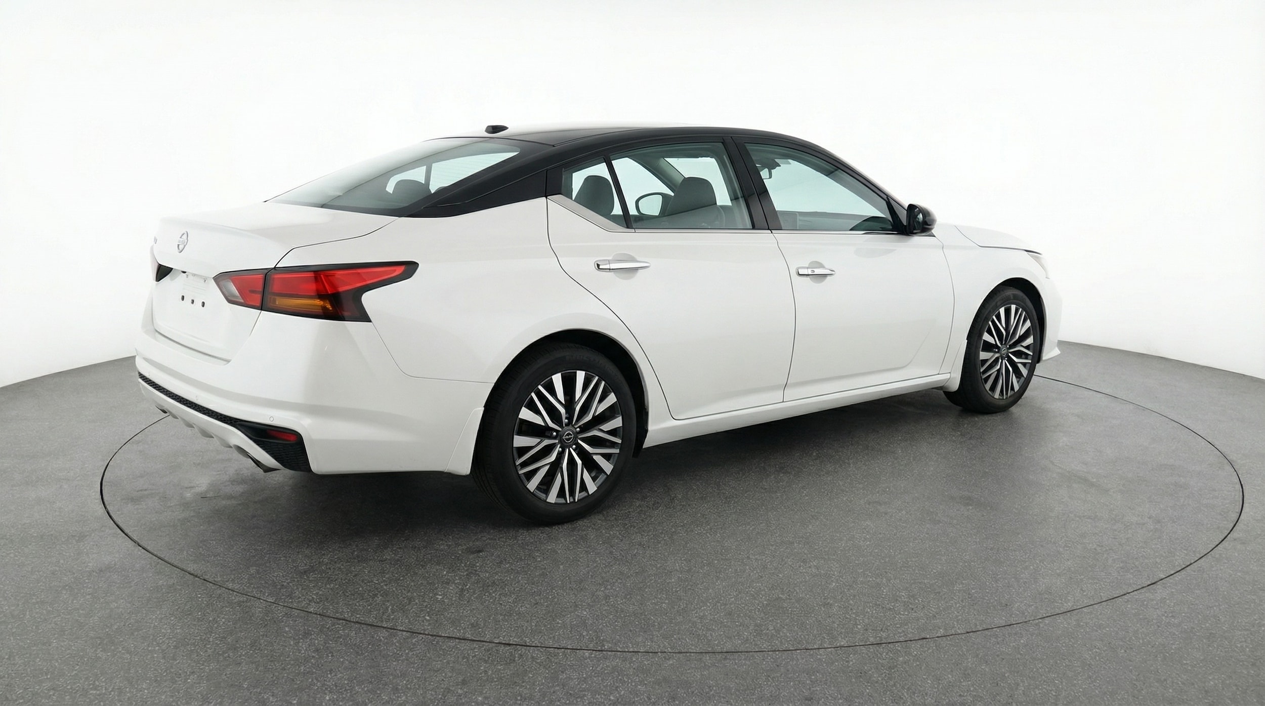 Thumbnail: 2025 Nissan Altima - 7