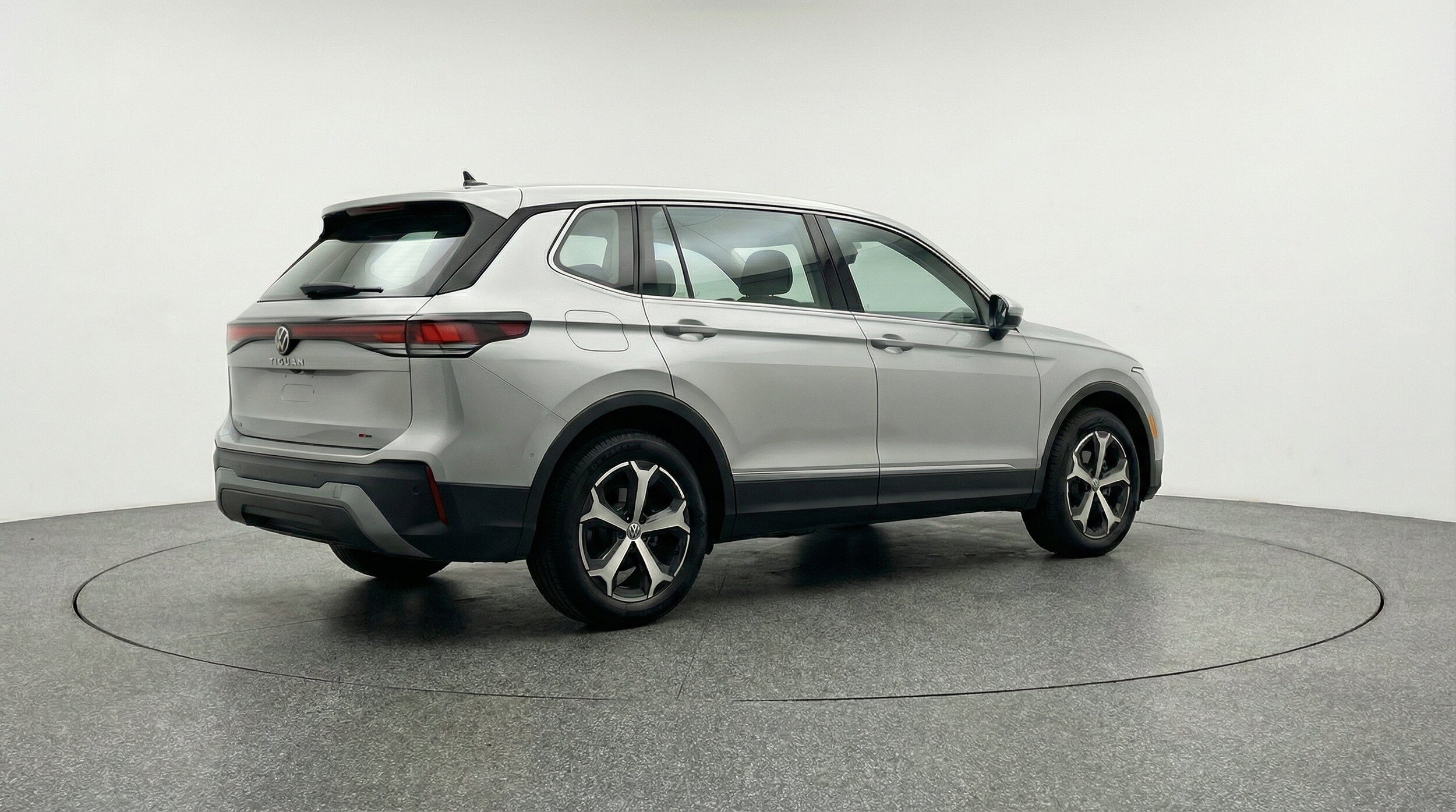 Thumbnail: 2026 Volkswagen Tiguan - 9