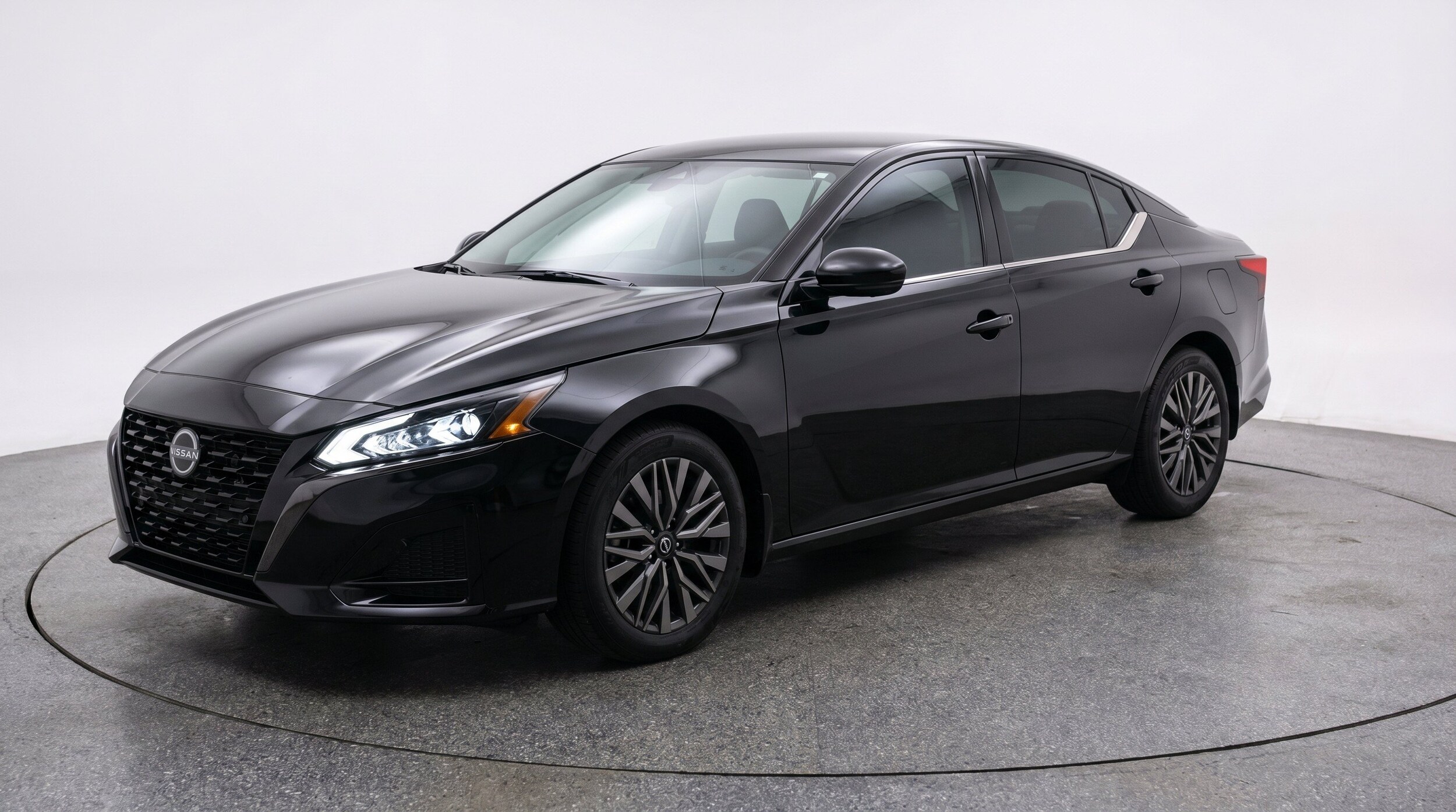 Thumbnail: 2026 Nissan Altima - 3