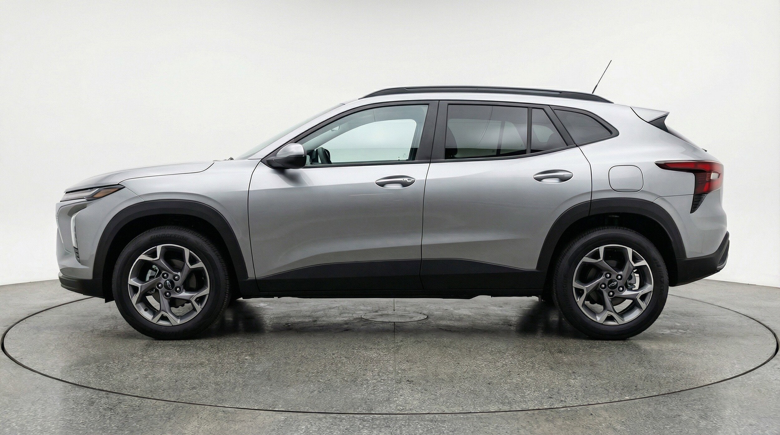 Thumbnail: 2025 Chevrolet Trax - 5