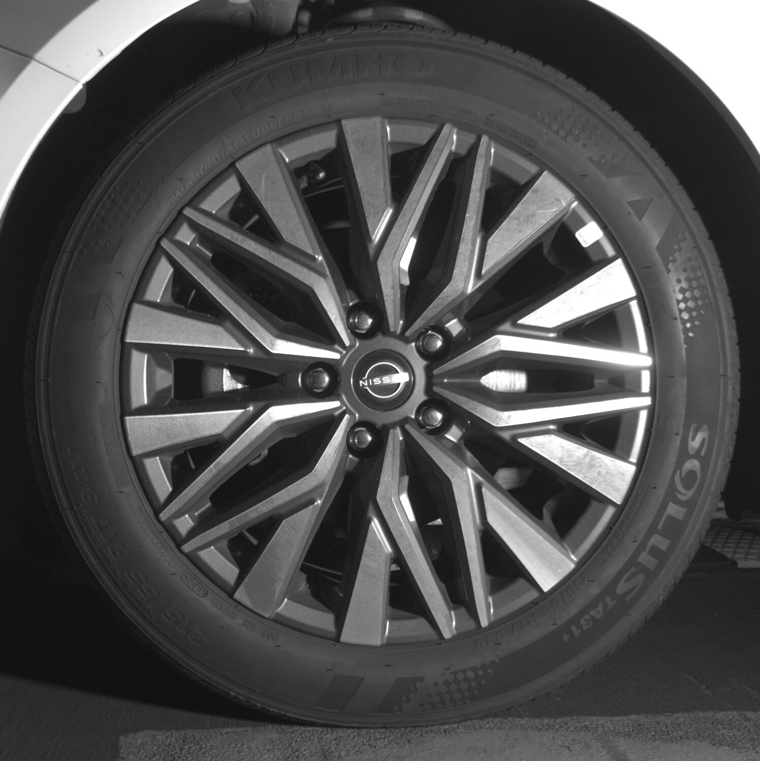 Thumbnail: 2025 Nissan Altima - 9