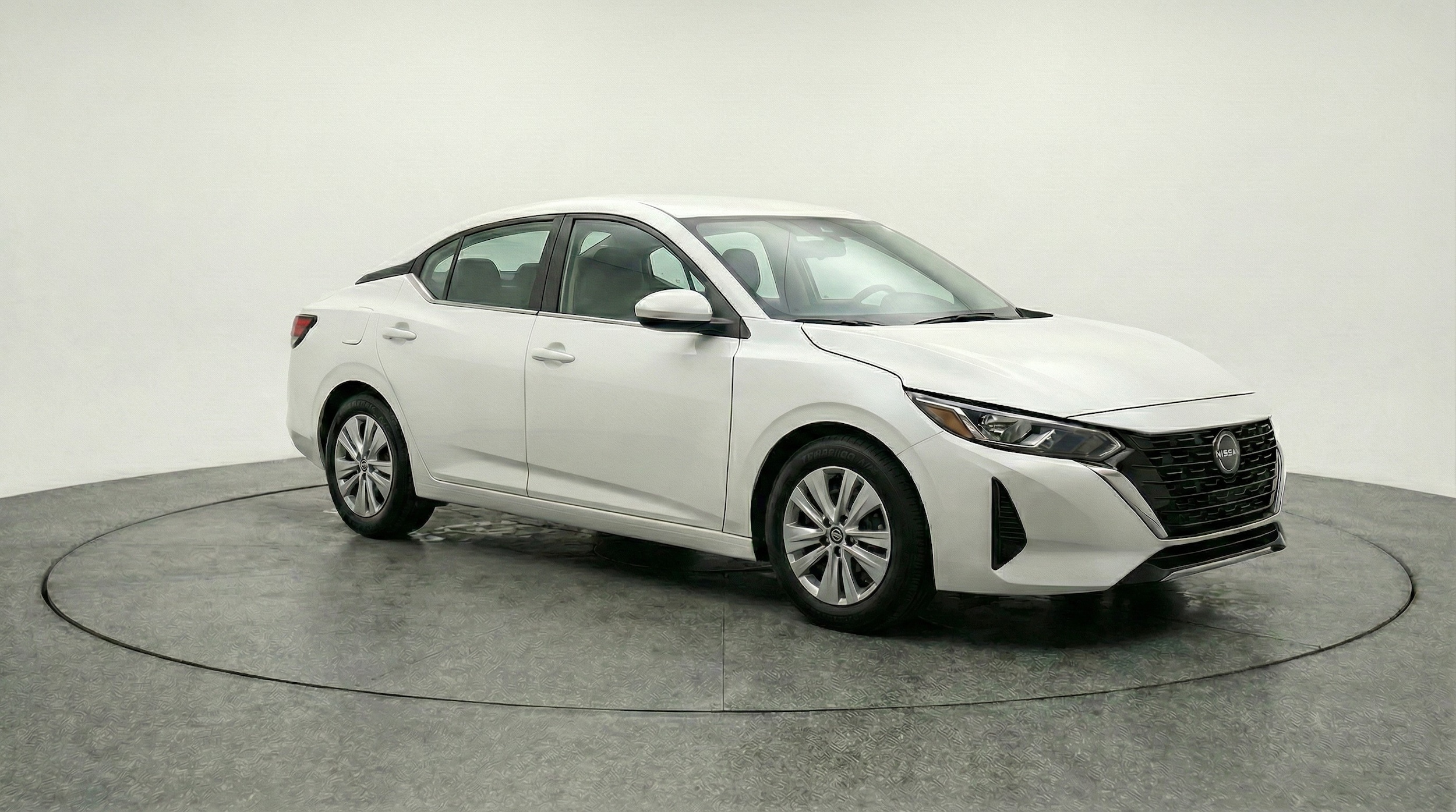 Thumbnail: 2025 Nissan Sentra - 1