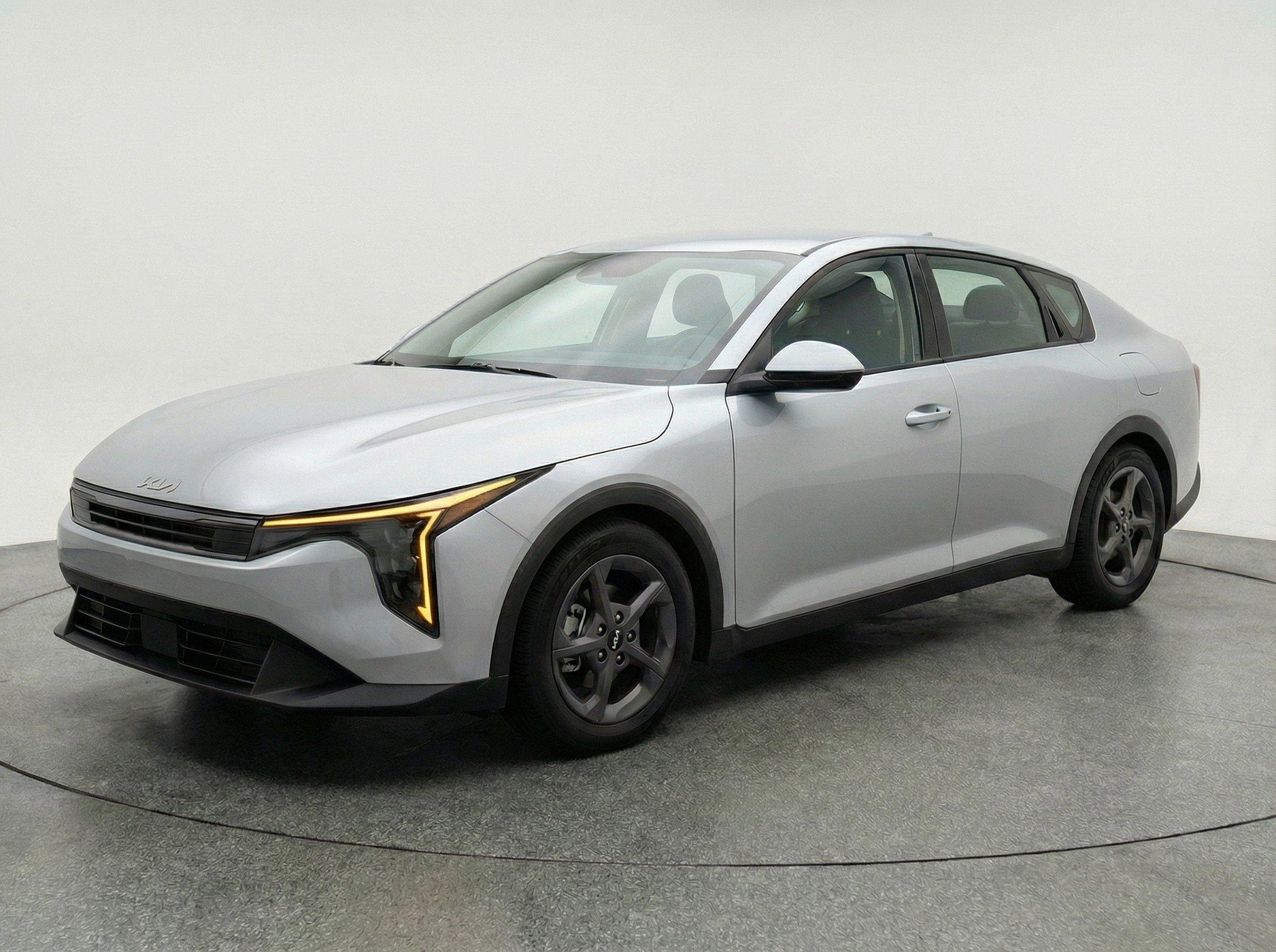 Thumbnail: 2025 Kia K4 - 3
