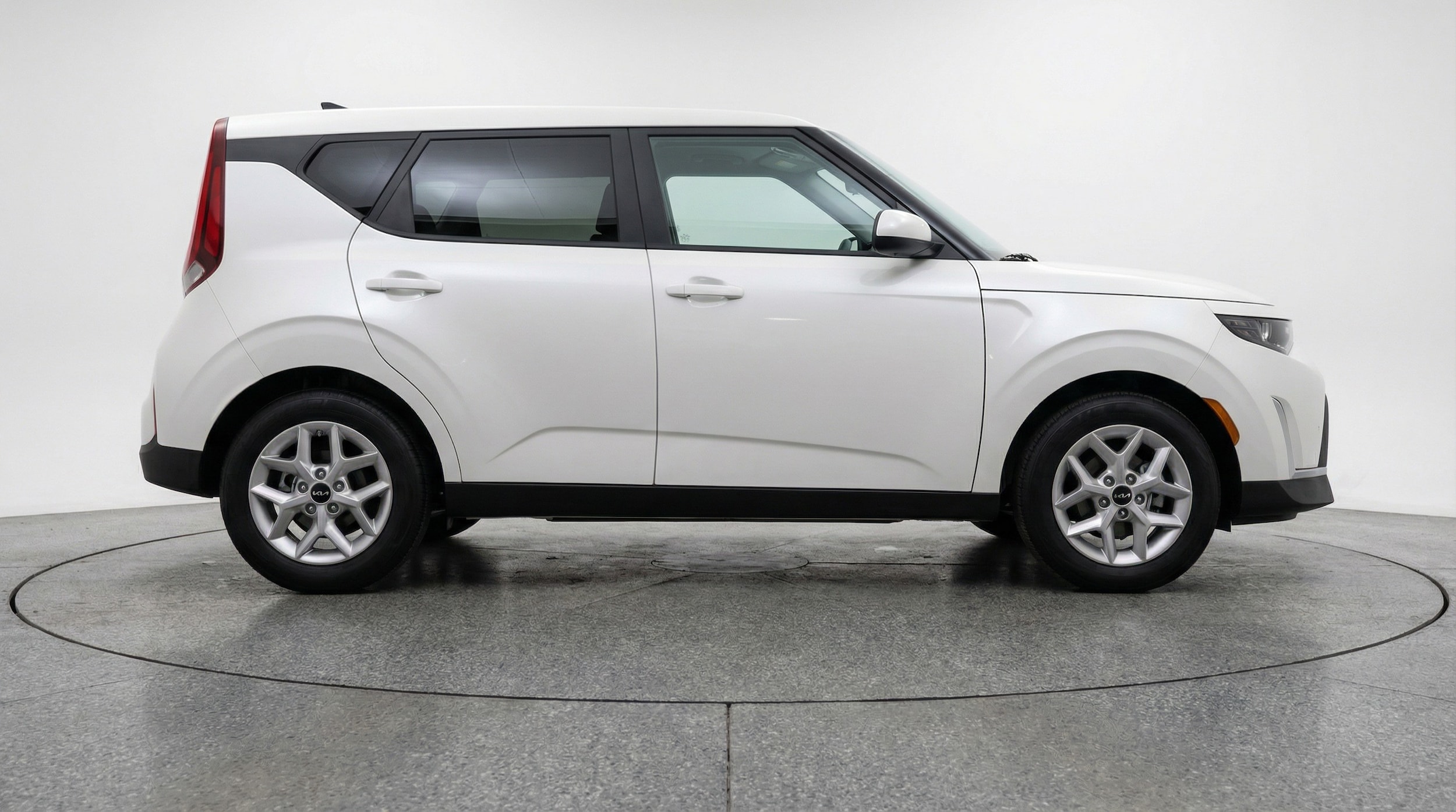 Thumbnail: 2025 Kia Soul - 8