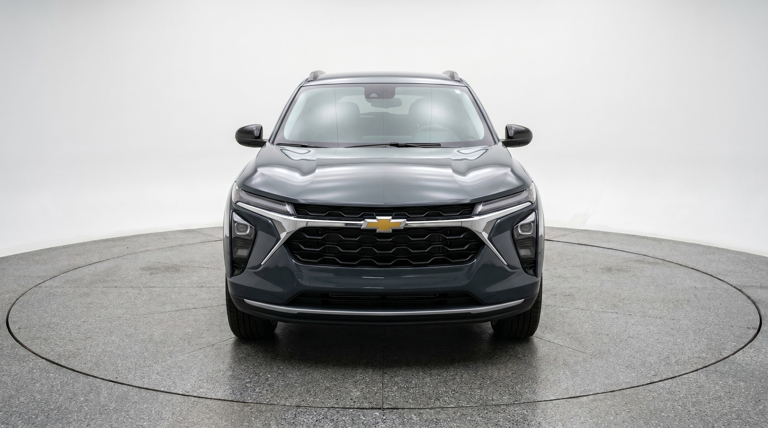Thumbnail: 2025 Chevrolet Trax - 2