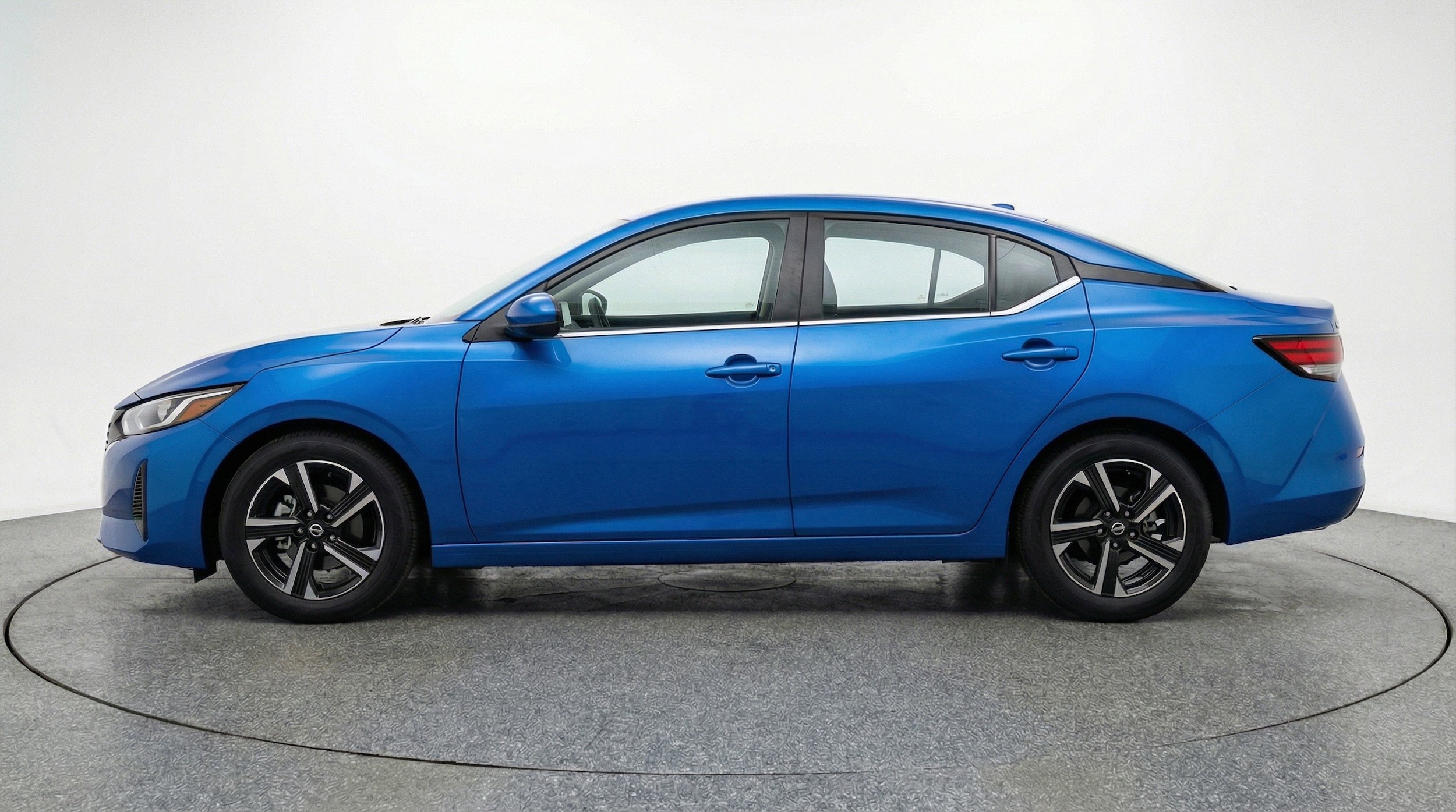 Thumbnail: 2025 Nissan Sentra - 5