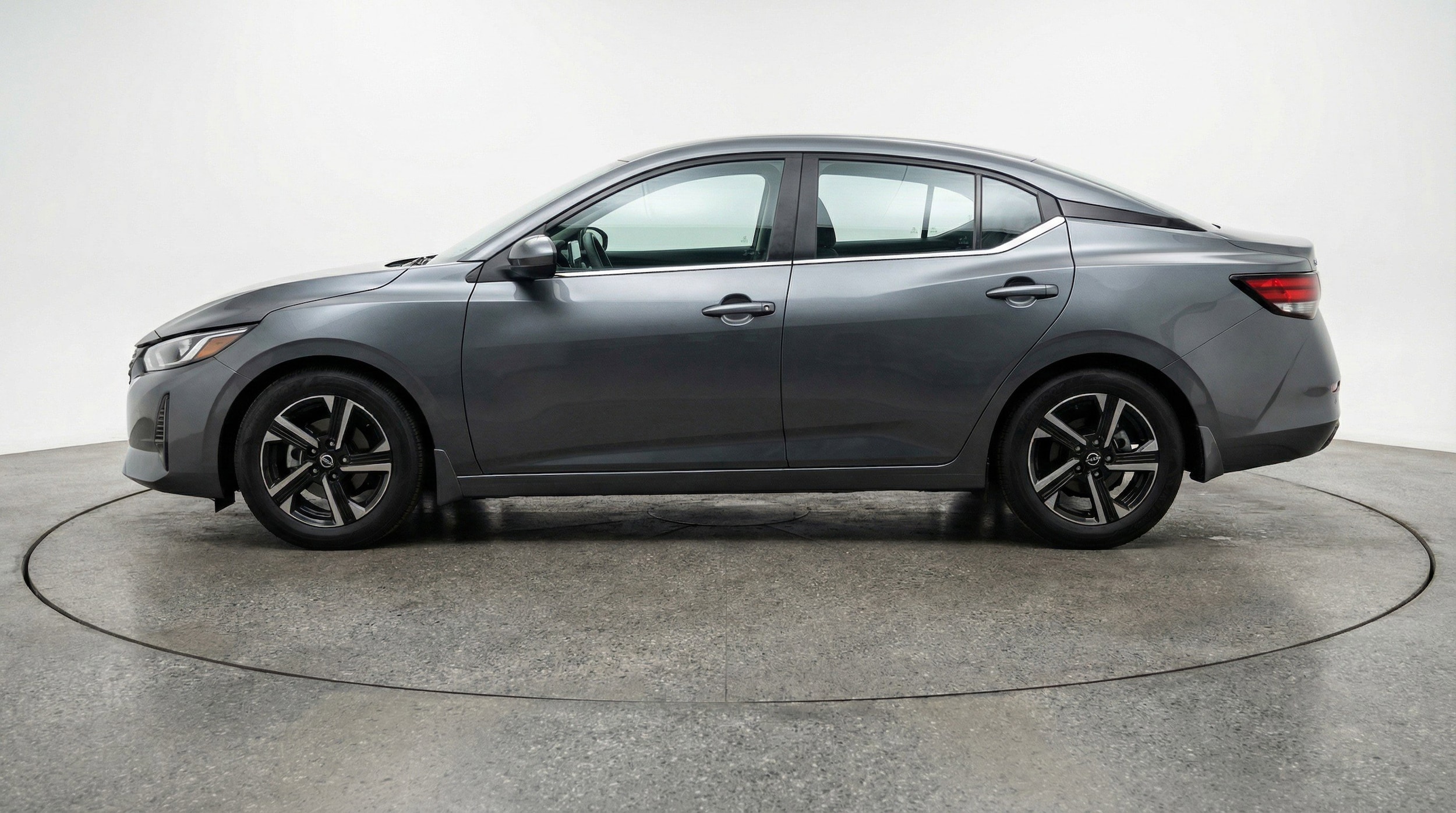 Thumbnail: 2025 Nissan Sentra - 5