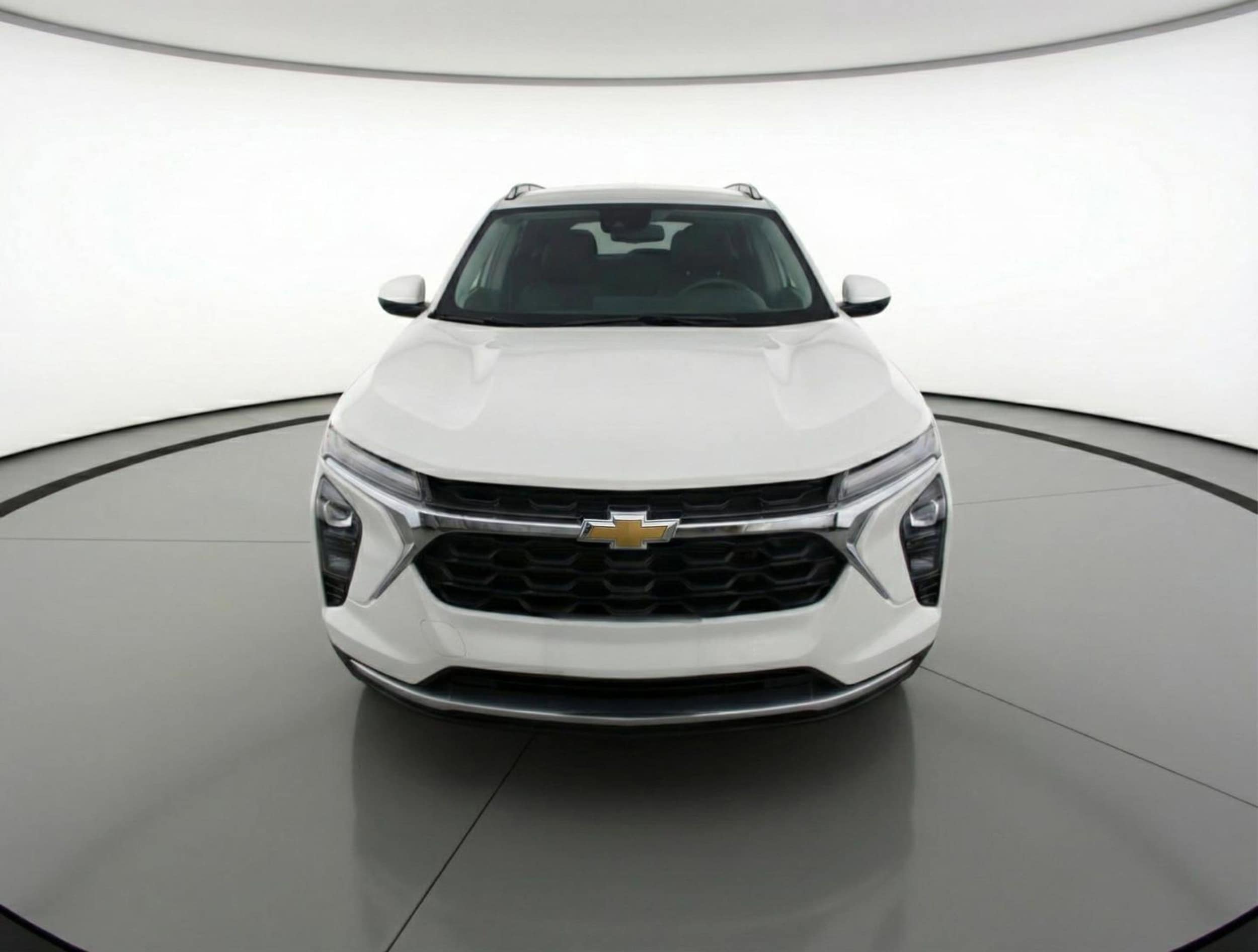 Thumbnail: 2025 Chevrolet Trax - 2