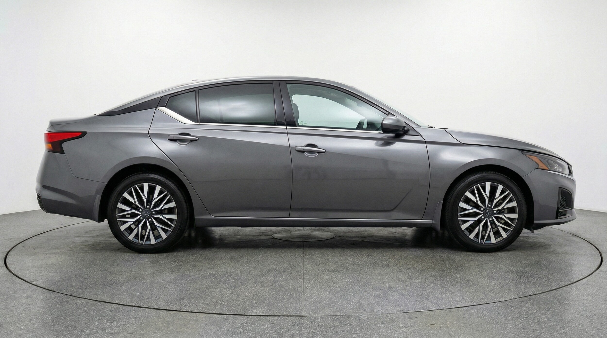 Thumbnail: 2025 Nissan Altima - 8