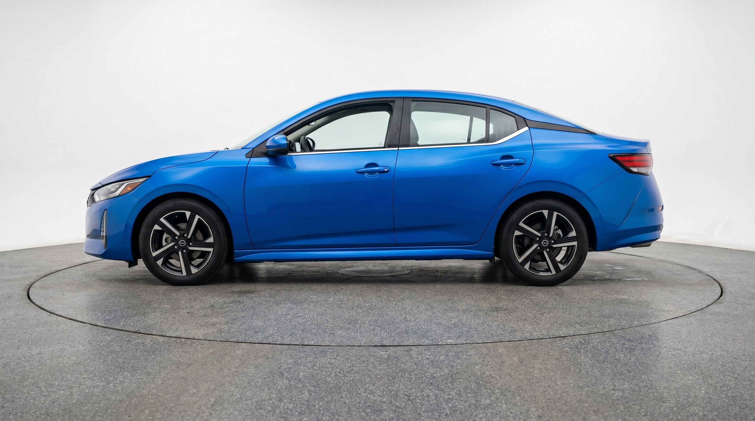 Thumbnail: 2025 Nissan Sentra - 5