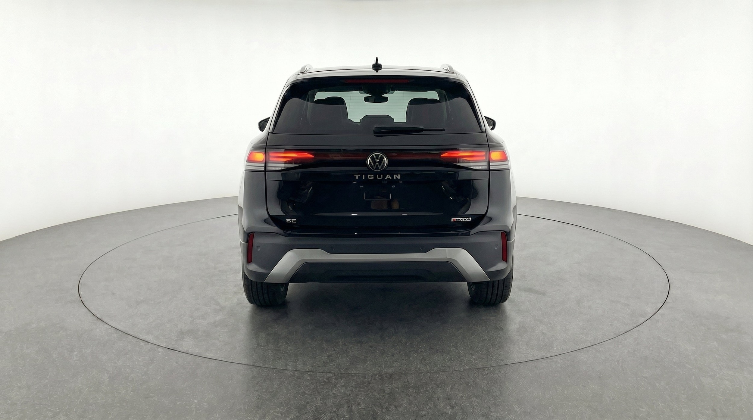 Thumbnail: 2026 Volkswagen Tiguan - 7