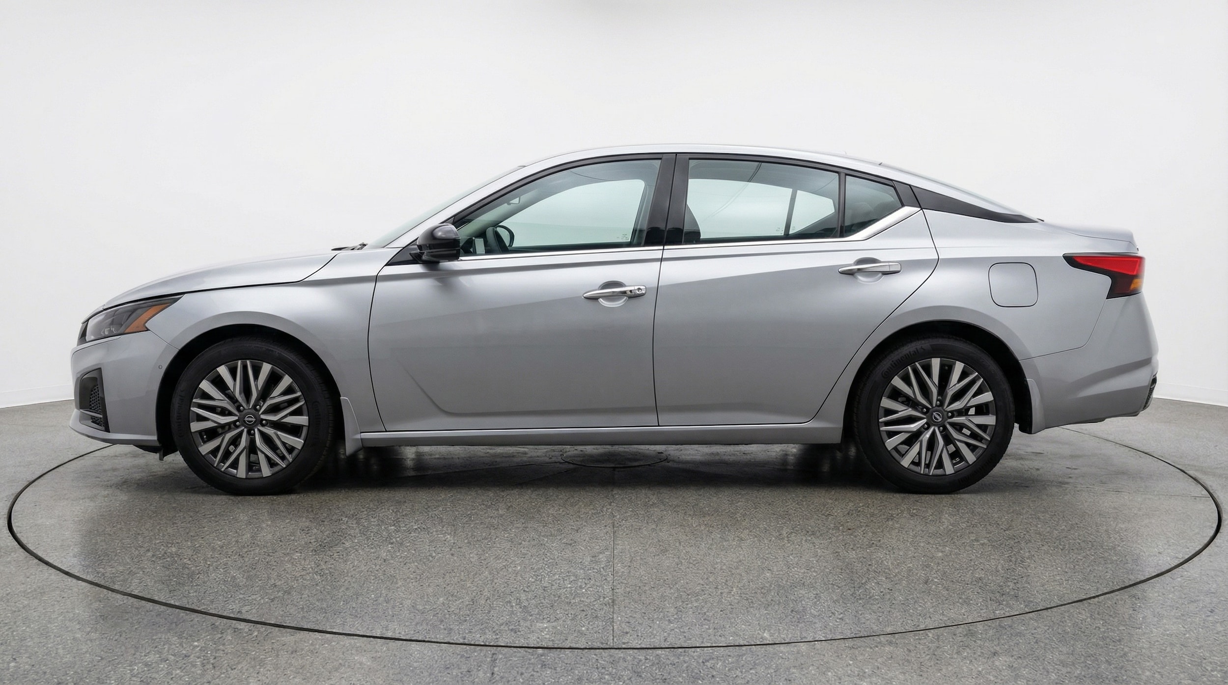 Thumbnail: 2025 Nissan Altima - 4