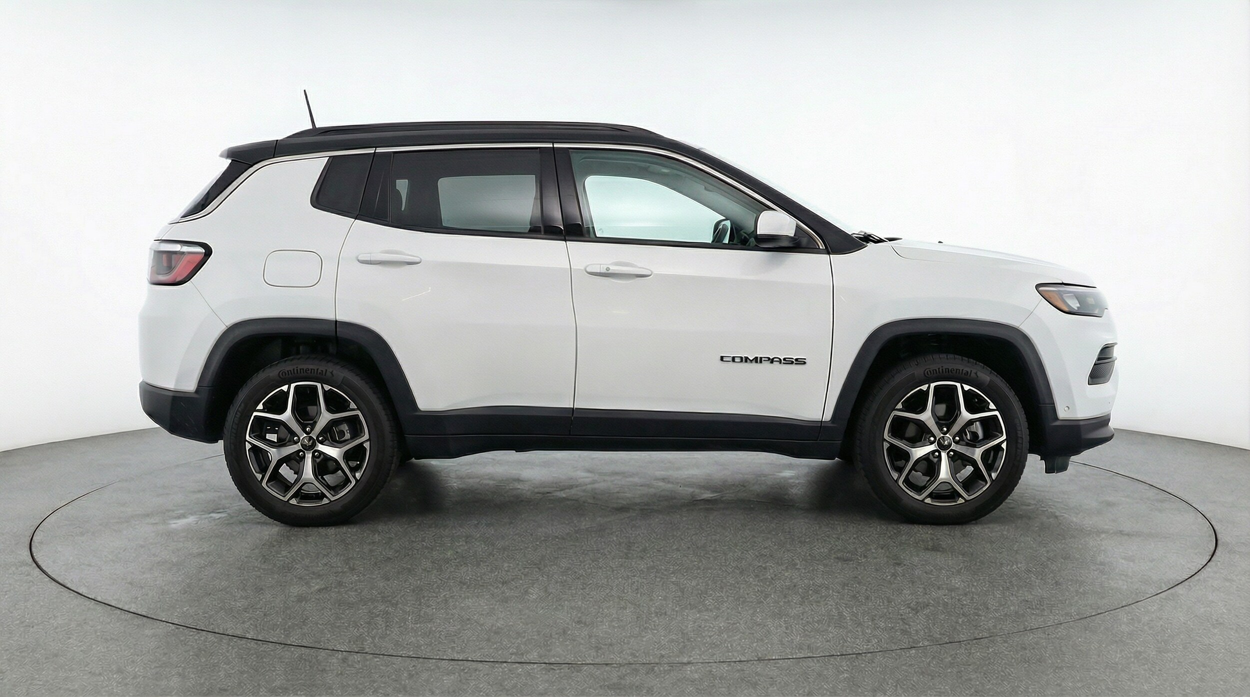 Thumbnail: 2025 Jeep Compass - 8