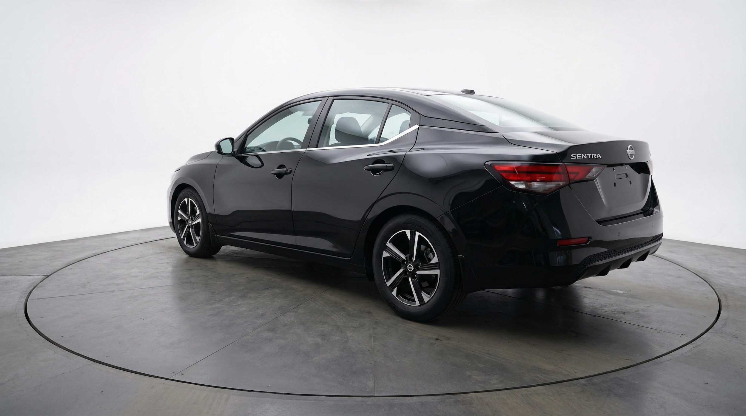 Thumbnail: 2025 Nissan Sentra - 5