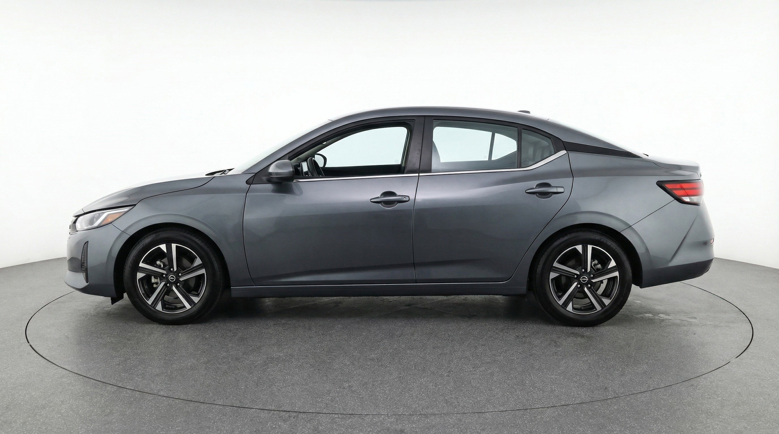 Thumbnail: 2025 Nissan Sentra - 5
