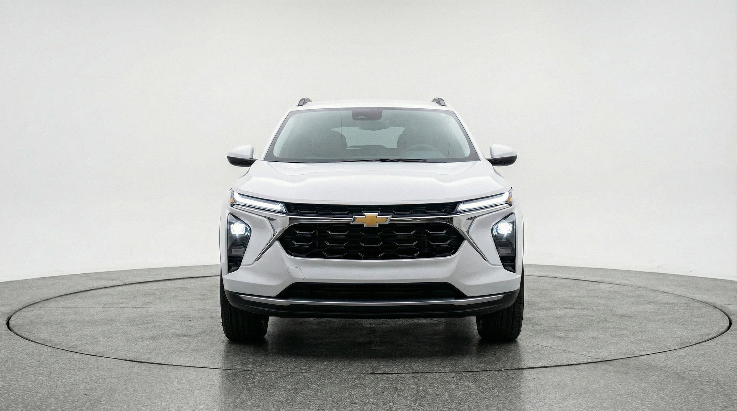 Thumbnail: 2025 Chevrolet Trax - 2