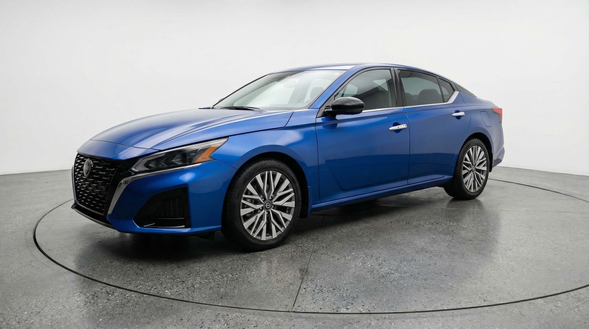 Thumbnail: 2025 Nissan Altima - 3