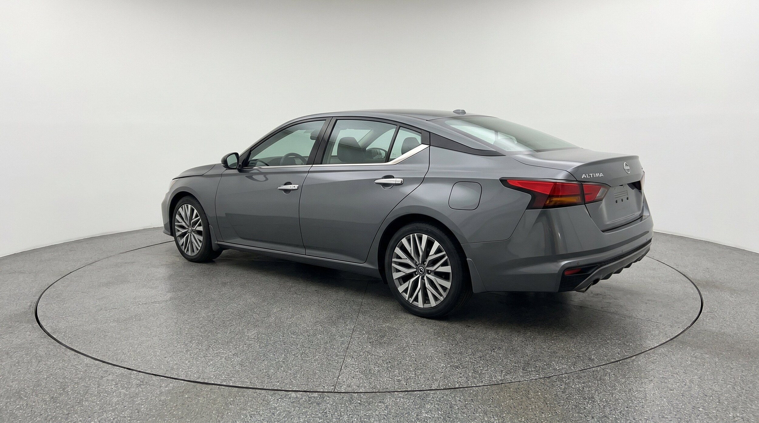 Thumbnail: 2025 Nissan Altima - 6