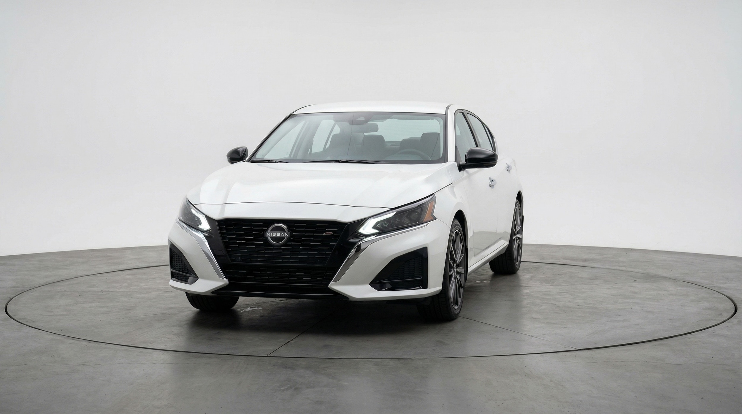 Thumbnail: 2025 Nissan Altima - 2