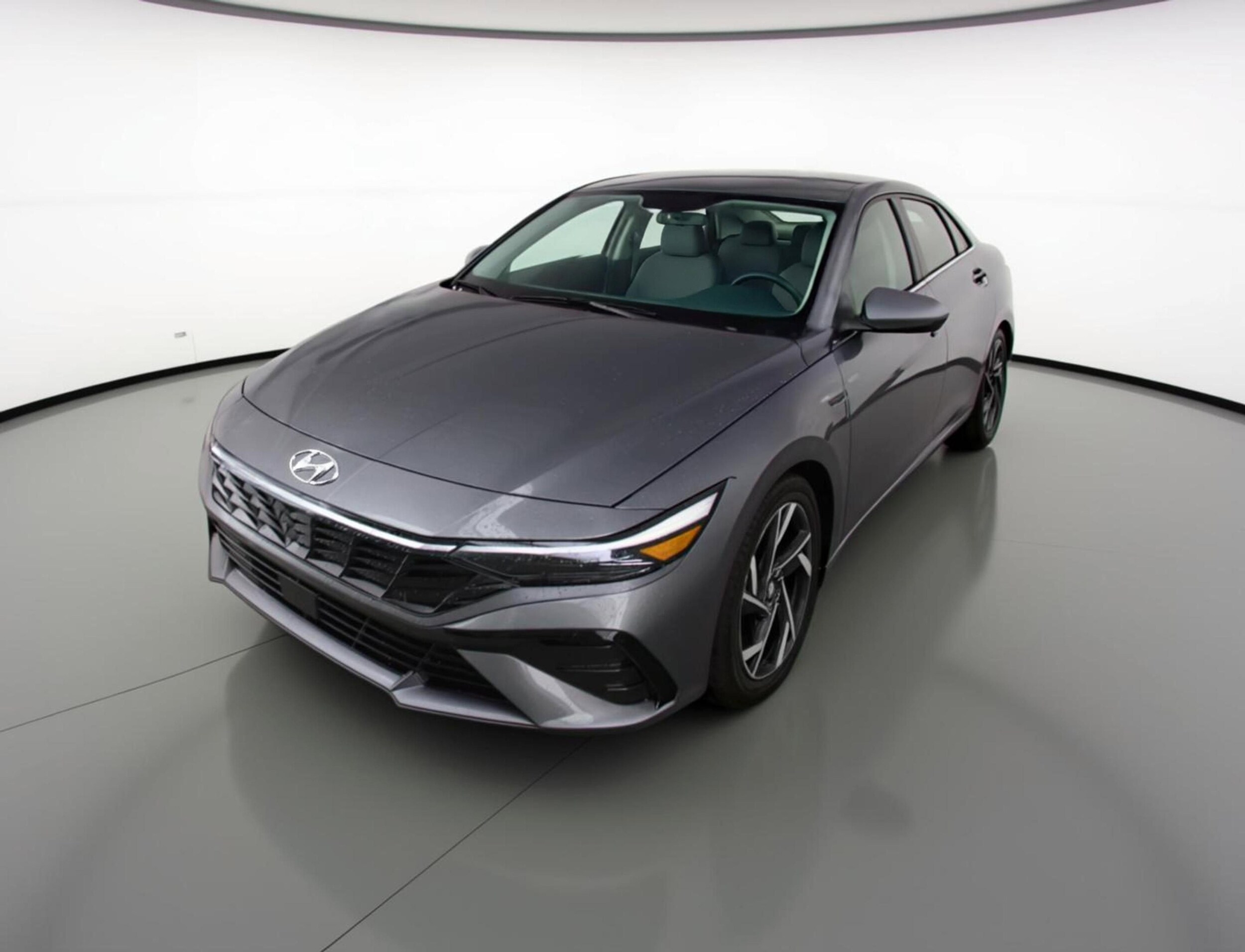 Thumbnail: 2025 Hyundai Elantra - 3