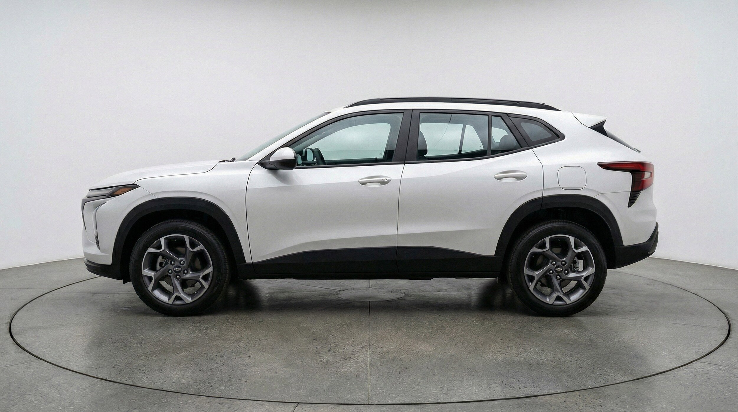 Thumbnail: 2025 Chevrolet Trax - 5